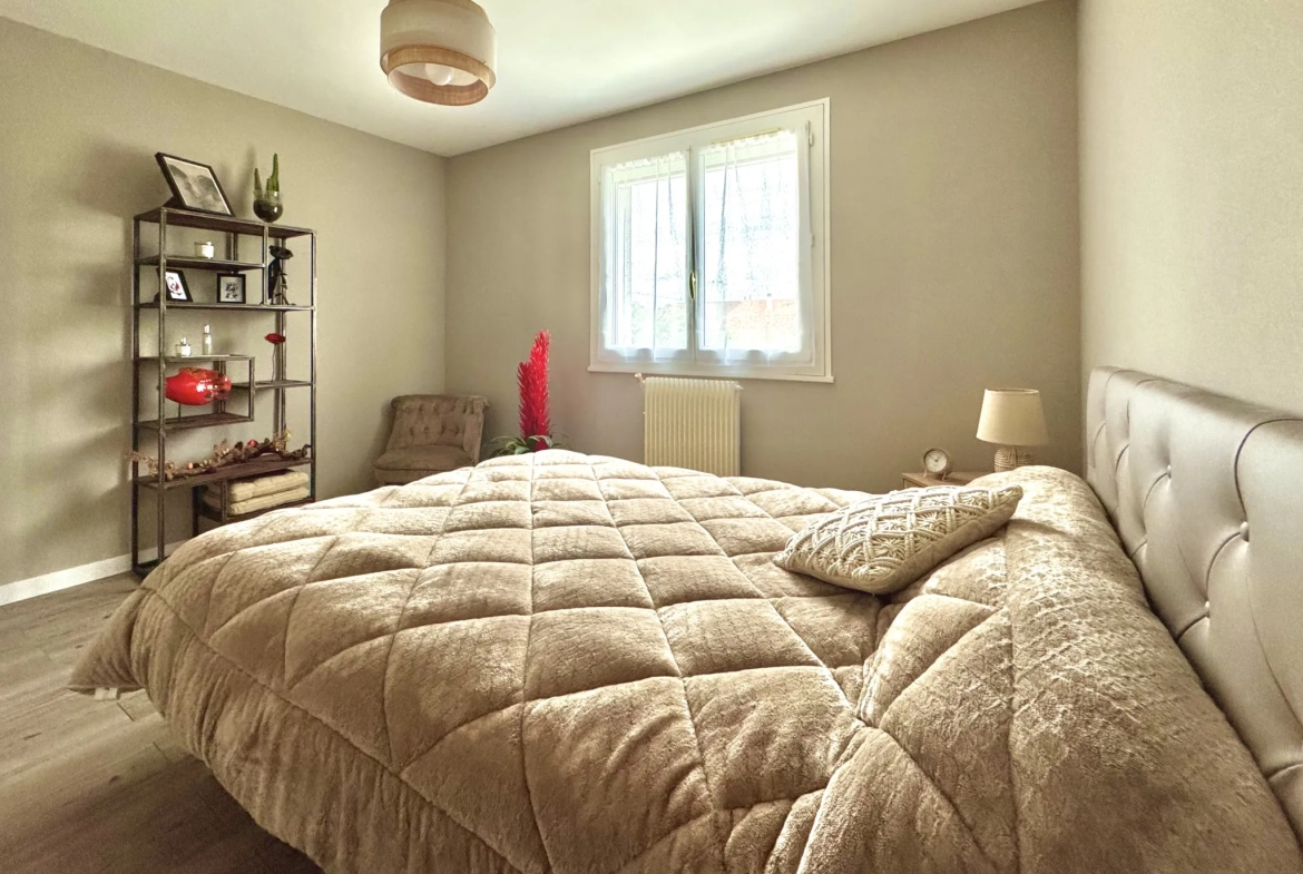 A vendre maison rénovée de 95 m² avec jardin proche Libourne 