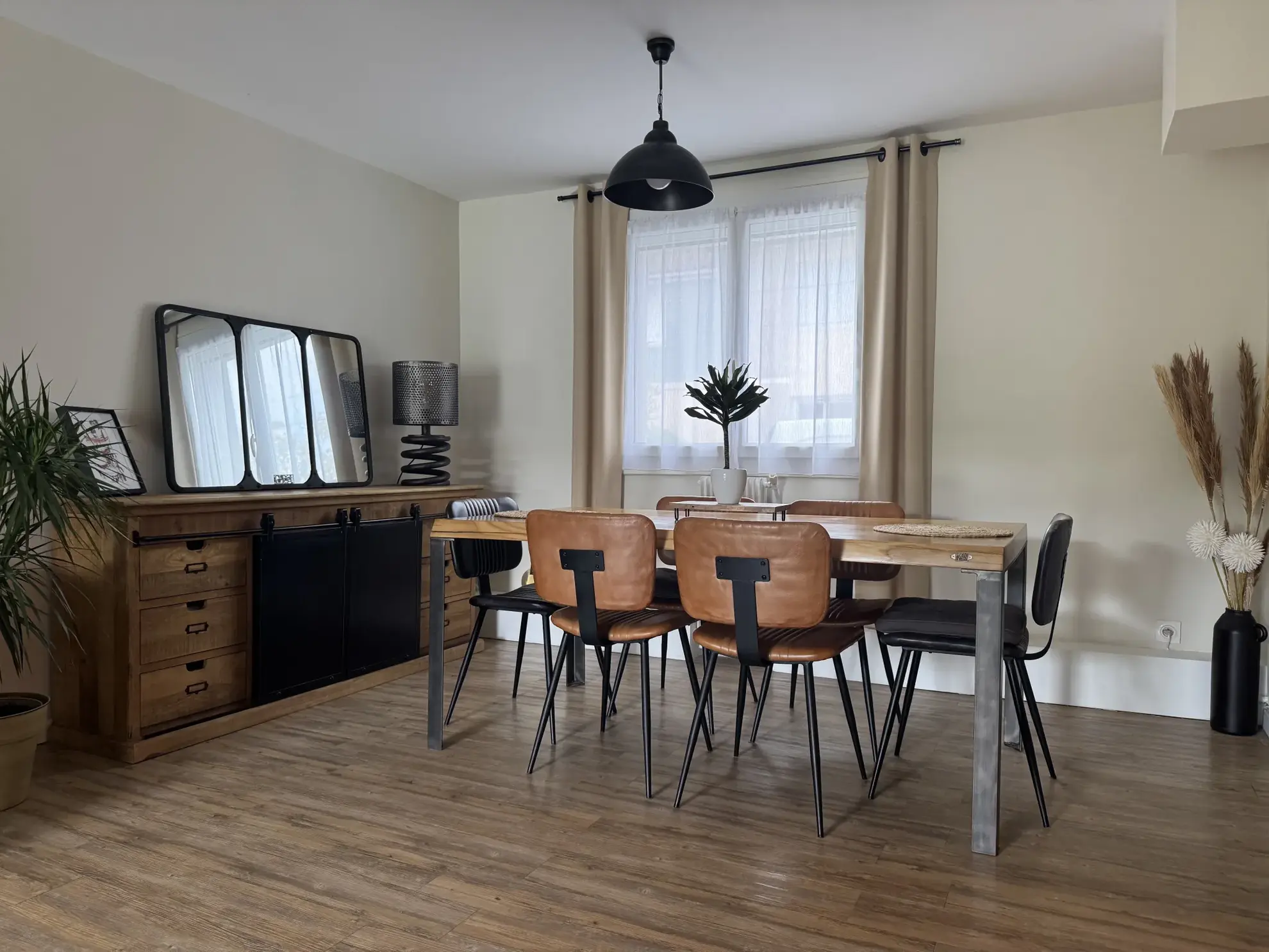 A vendre maison rénovée de 95 m² avec jardin proche Libourne 