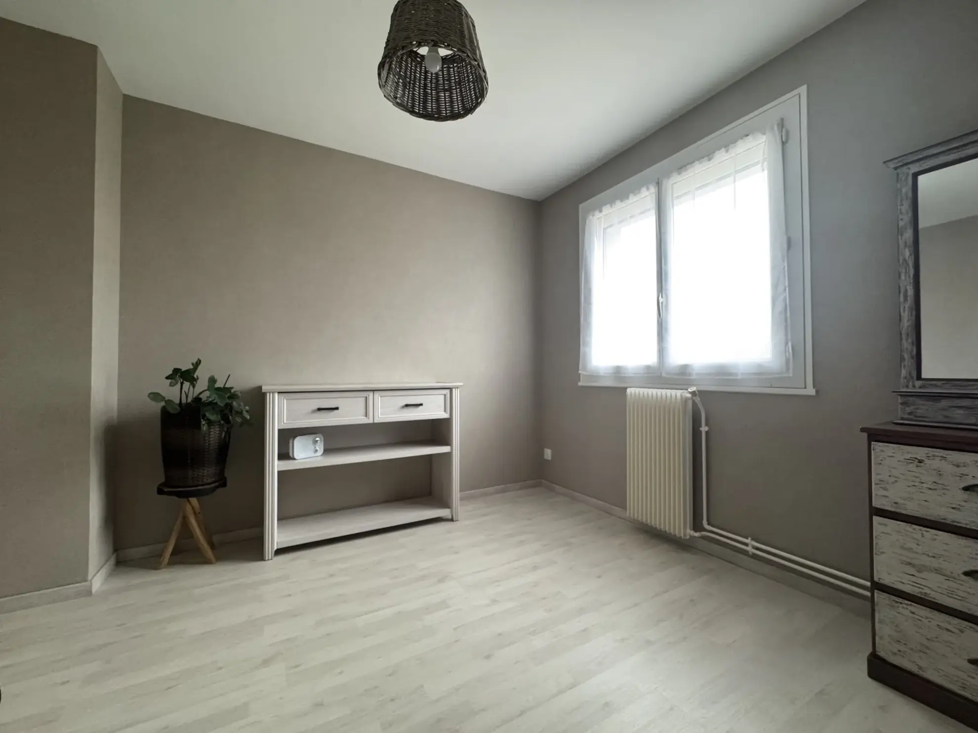 A vendre maison rénovée de 95 m² avec jardin proche Libourne 