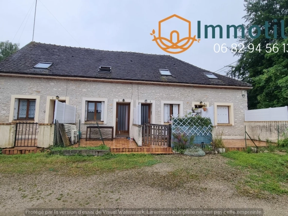 Immeuble de rapport à Donnemarie-Dontilly avec potentiel locatif proche Paris