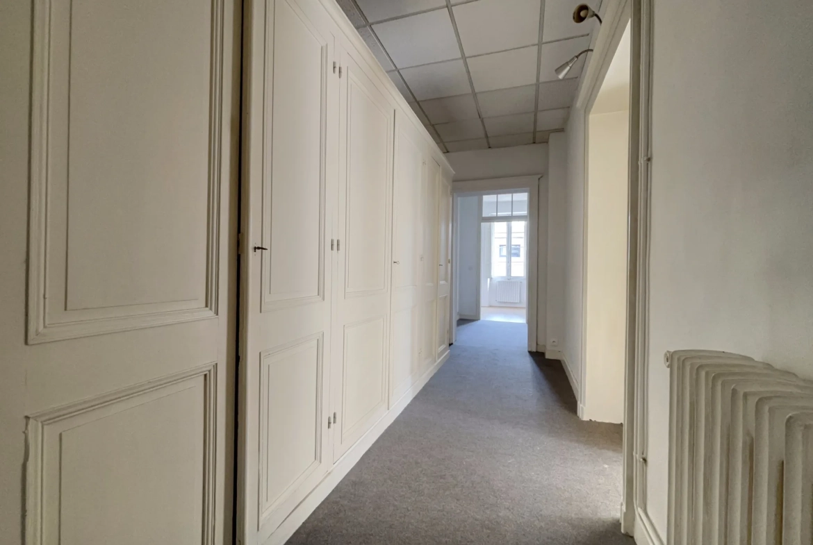 Appartement de standing de 88 m² à Libourne avec 2 chambres et charme d'époque 