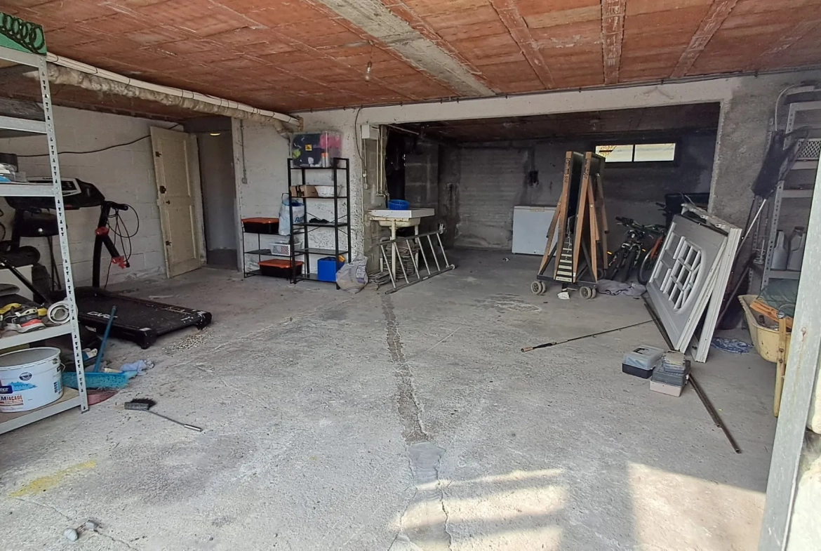 Maison individuelle à VADENCOURT avec 6 chambres, terrasse et vue sur la campagne 