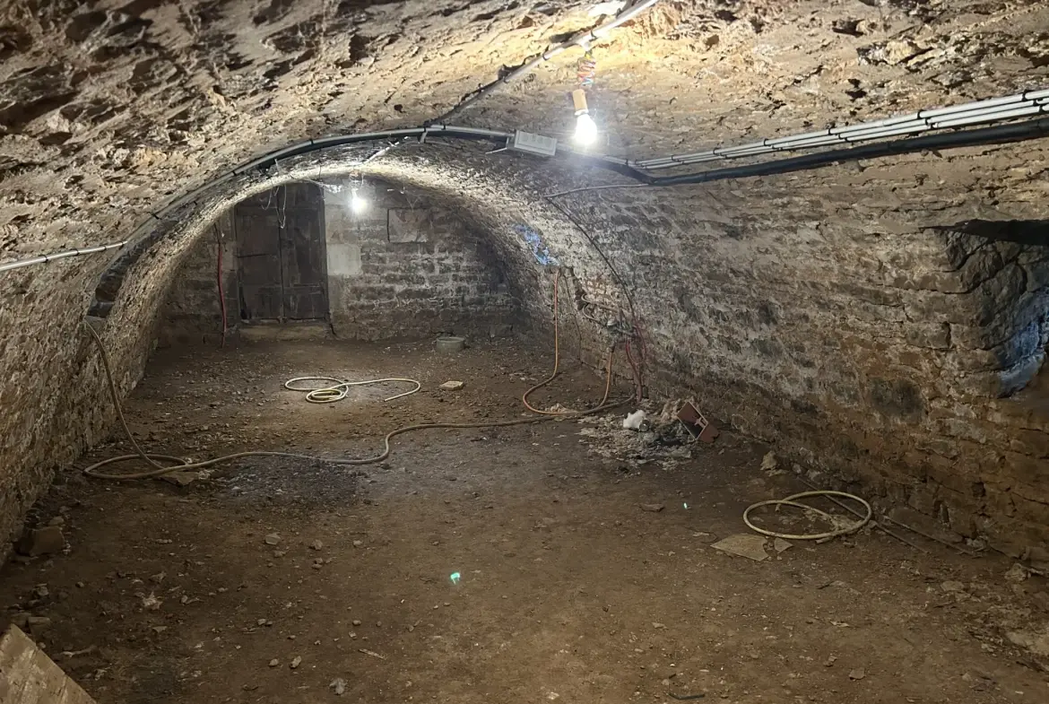 Propriété idéale pour chambres d'hôtes ou gîtes à Varzy près du Morvan 