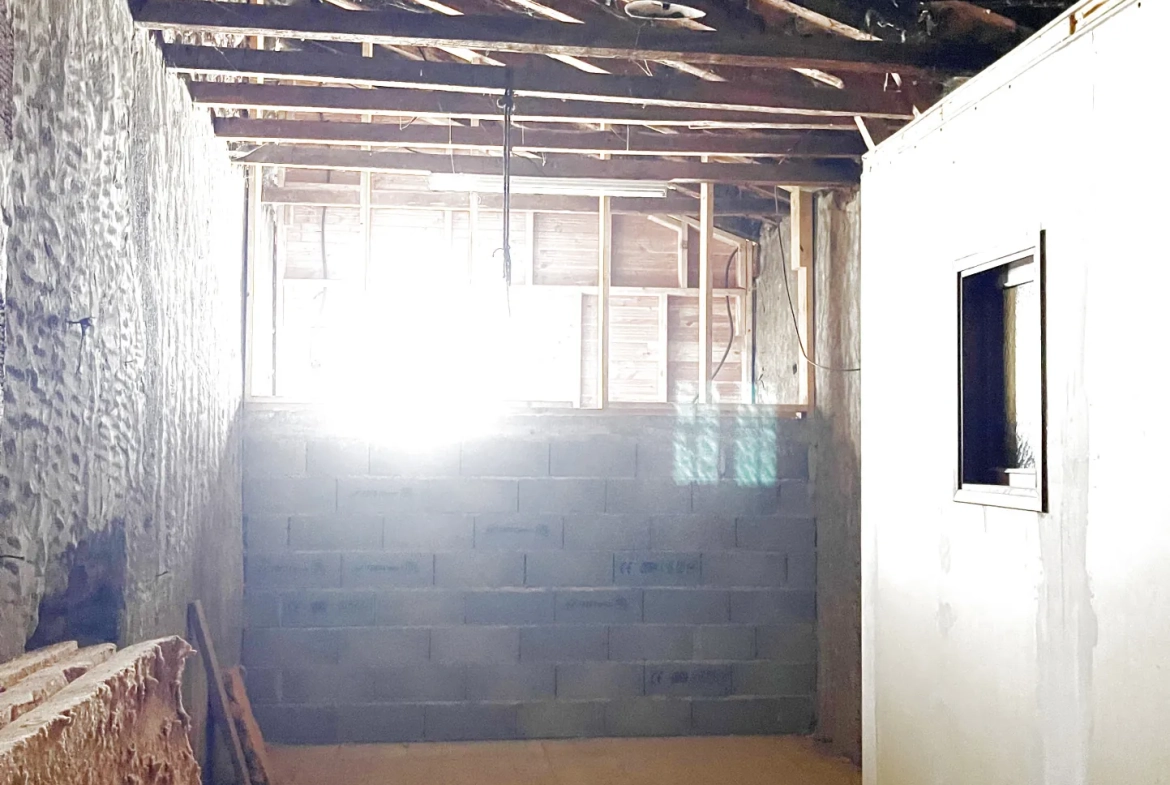Maison de village à Palaminy avec fort potentiel de rénovation et investissement locatif 