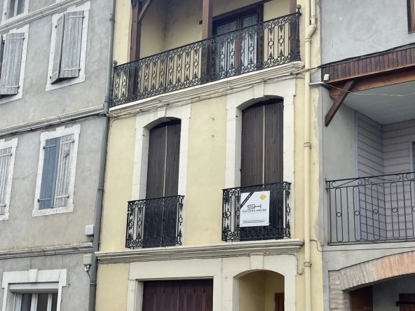 Maison de village à Palaminy avec fort potentiel de rénovation et investissement locatif