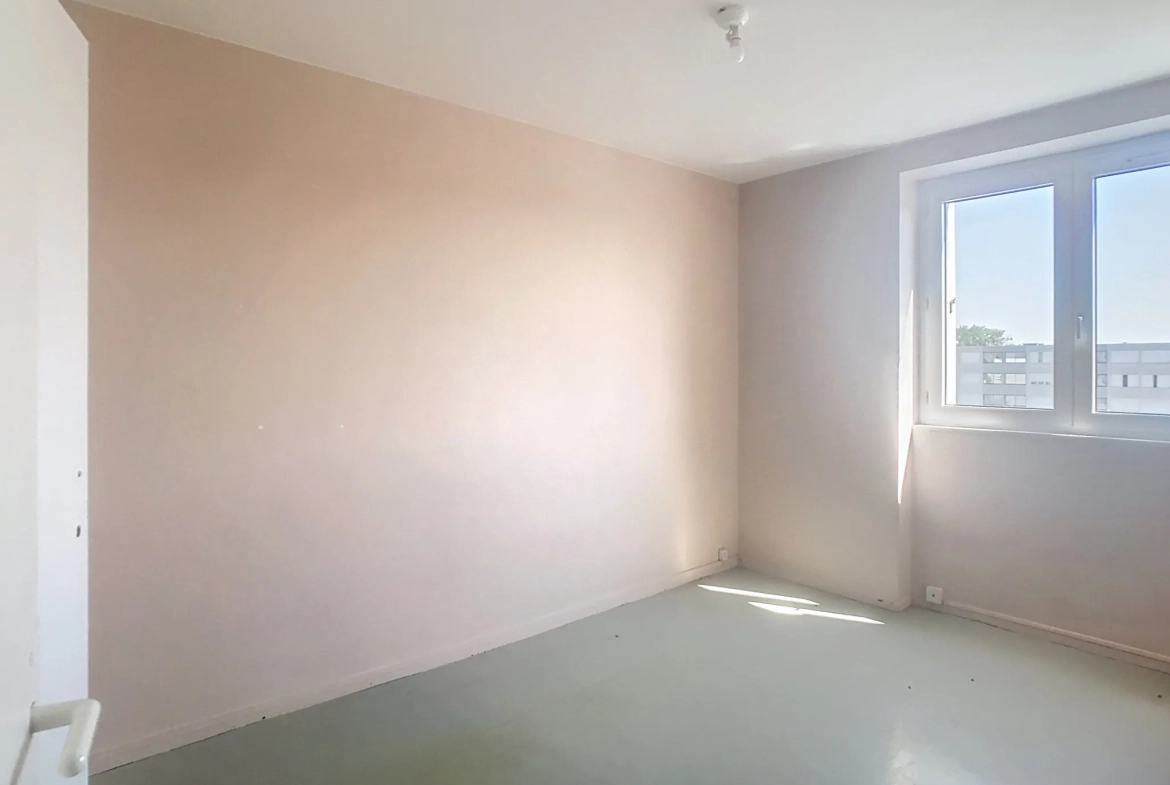 Appartement T5 avec vue Pyrénées à Mourenx – Balcon, cave, idéal investisseur ou primo-accédant 