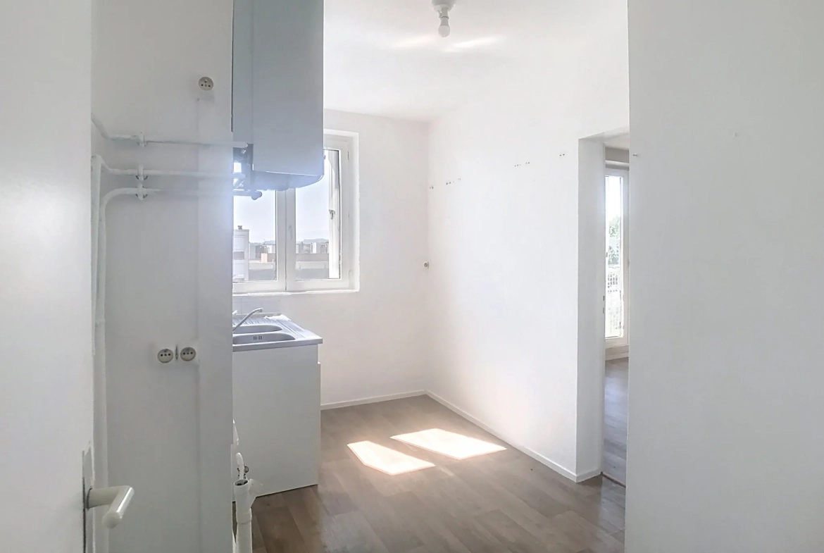 Appartement T5 avec vue Pyrénées à Mourenx – Balcon, cave, idéal investisseur ou primo-accédant 