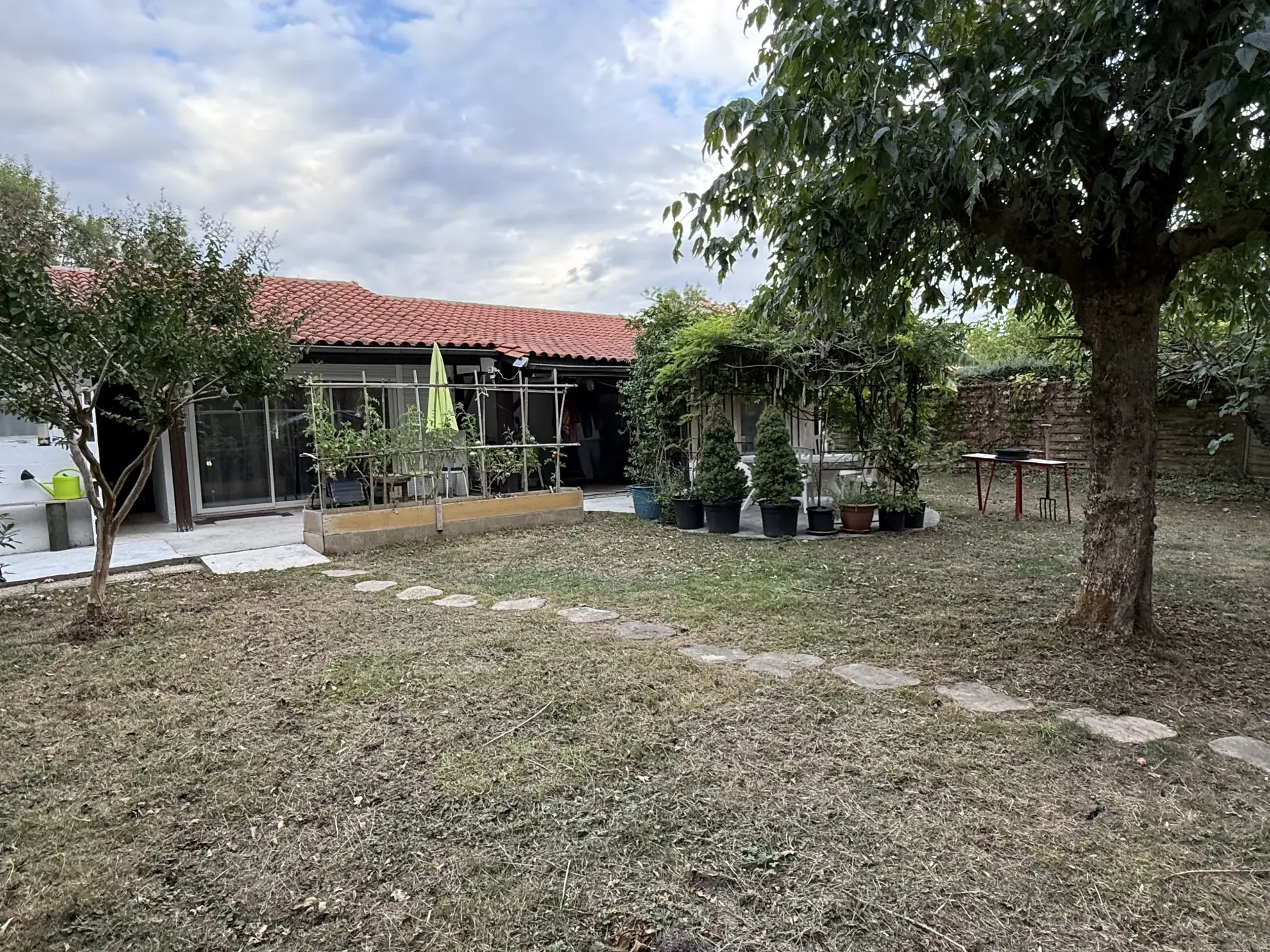 Maison à vendre à Saint-Vincent-de-Paul avec jardin et garage proche Bordeaux 