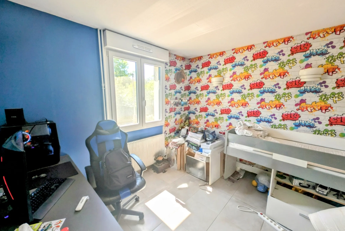 Maison familiale de 176m² avec 4 chambres et grand terrain à Saint Parres aux Tertres 