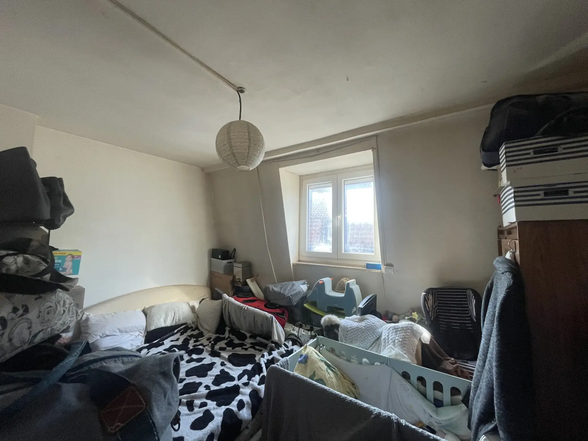 Belle maison à Roubaix avec potentiel d'agrandissement et cour intérieure 