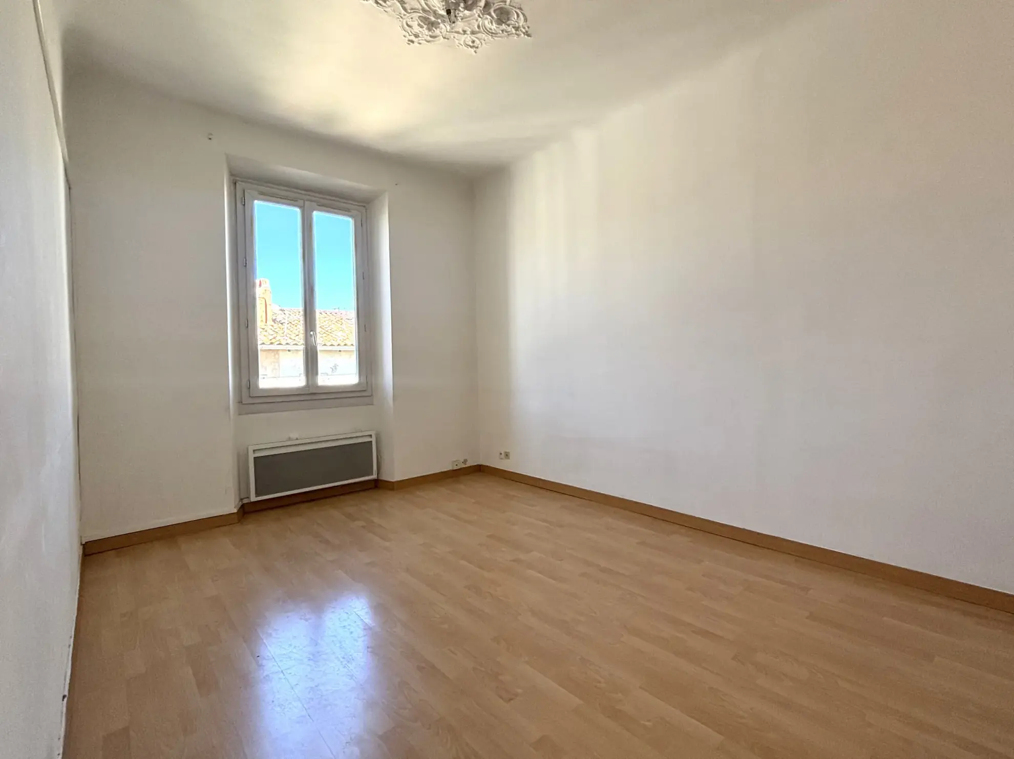 Appartement T3 de 61,5 m² à Toulon Ouest, Bas Saint Roch, proche commodités 