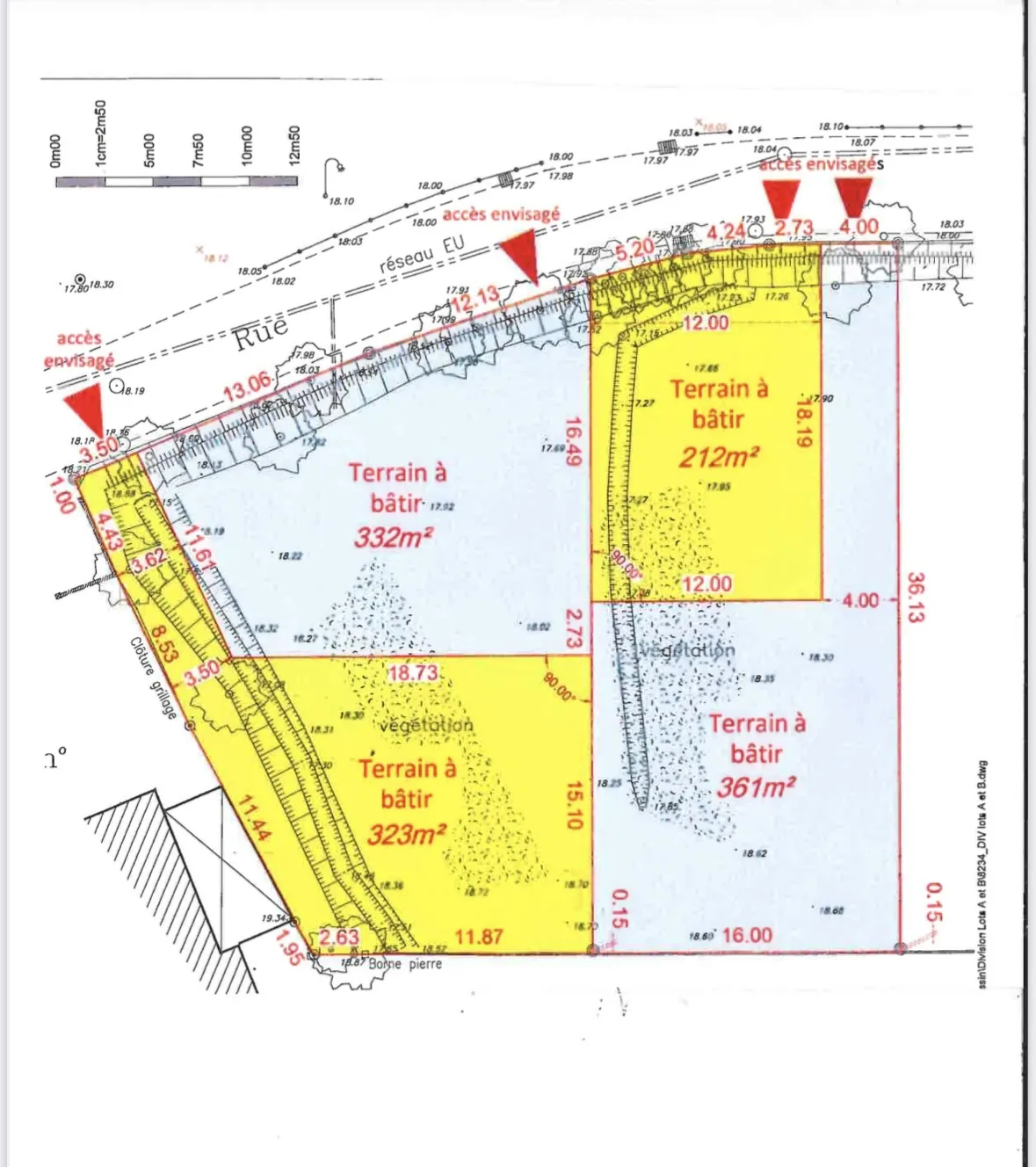 Terrain constructible à L'Aiguillon-sur-Vie de 361 m² dans un environnement arboré 