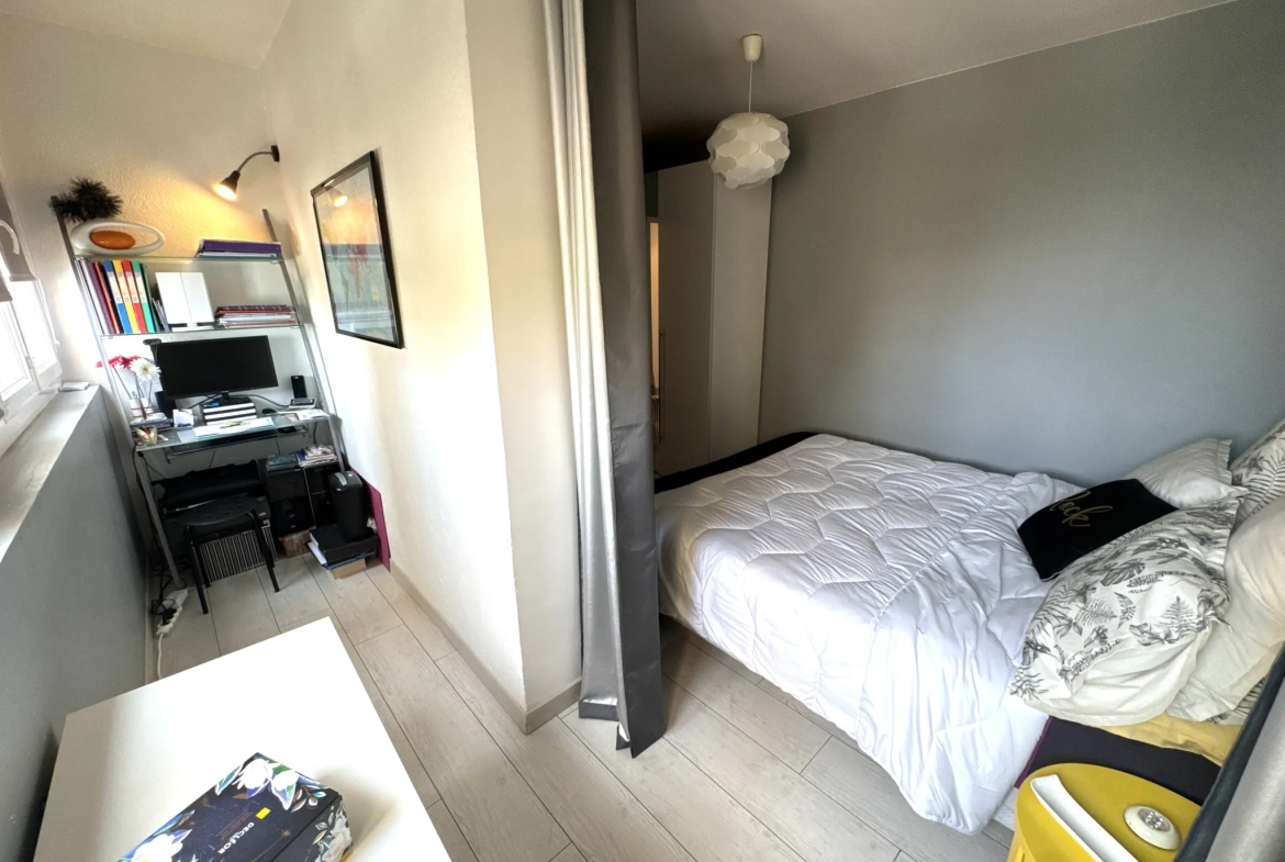 Appartement F2 bis lumineux avec cave à Saint-Étienne – Opportunité d'achat ou d'investissement 