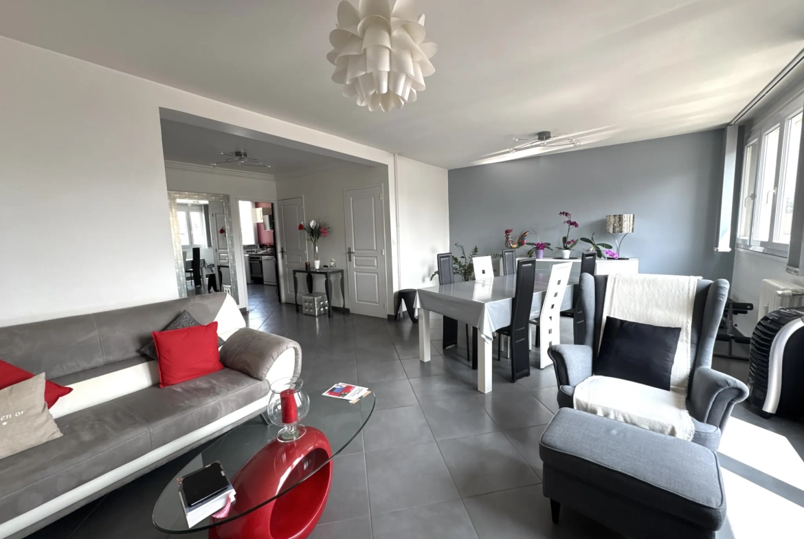 Appartement F2 bis lumineux avec cave à Saint-Étienne – Opportunité d'achat ou d'investissement 