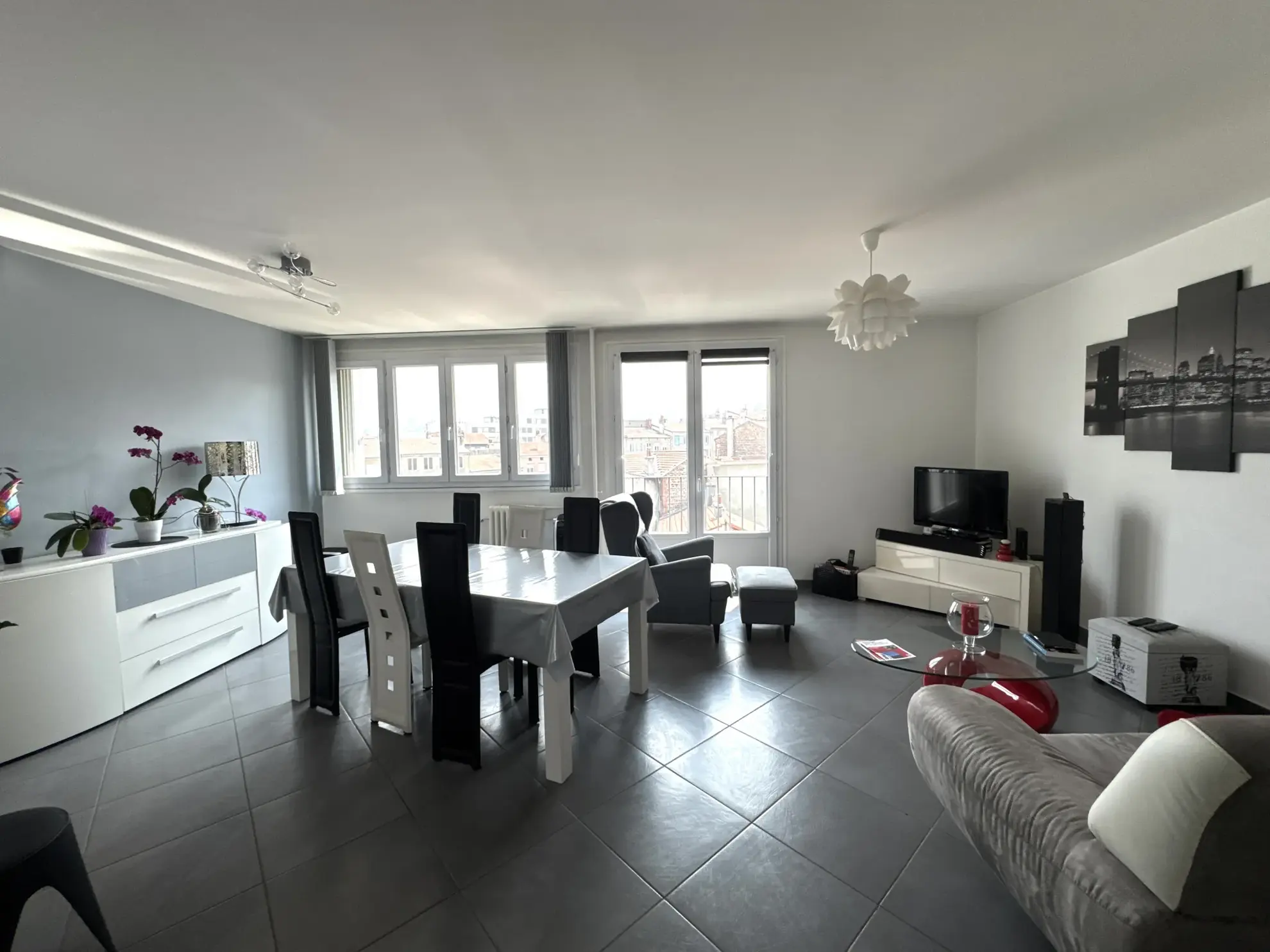 Appartement F2 bis lumineux avec cave à Saint-Étienne – Opportunité d'achat ou d'investissement 