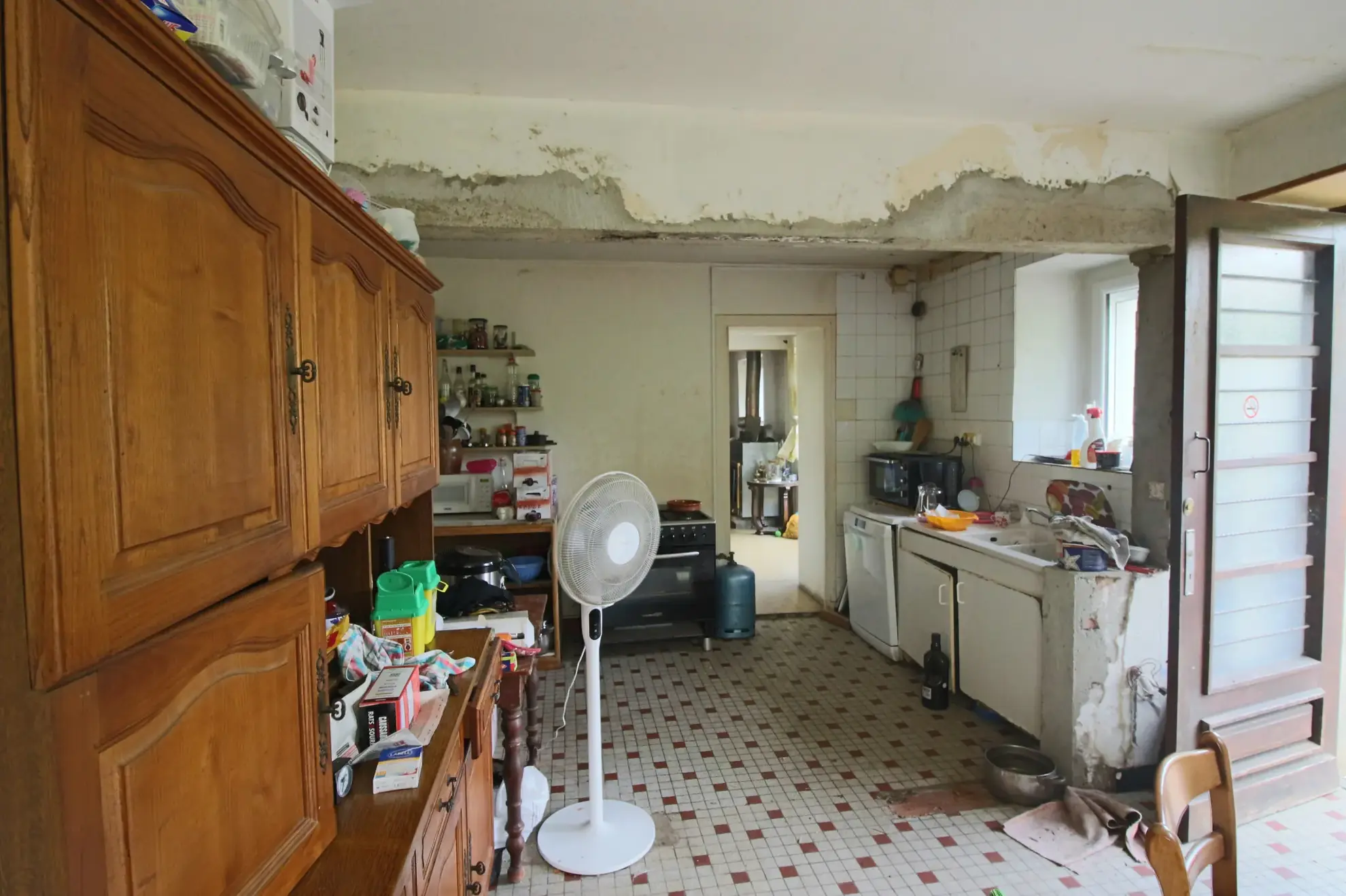 Maison rénovable avec grand terrain à Prayssac proche Puy l'Évêque 