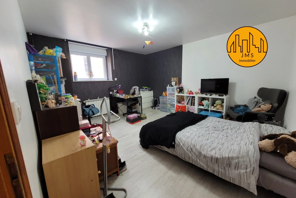 Belle maison familiale de 138 m² au Montet avec jardin et garage 
