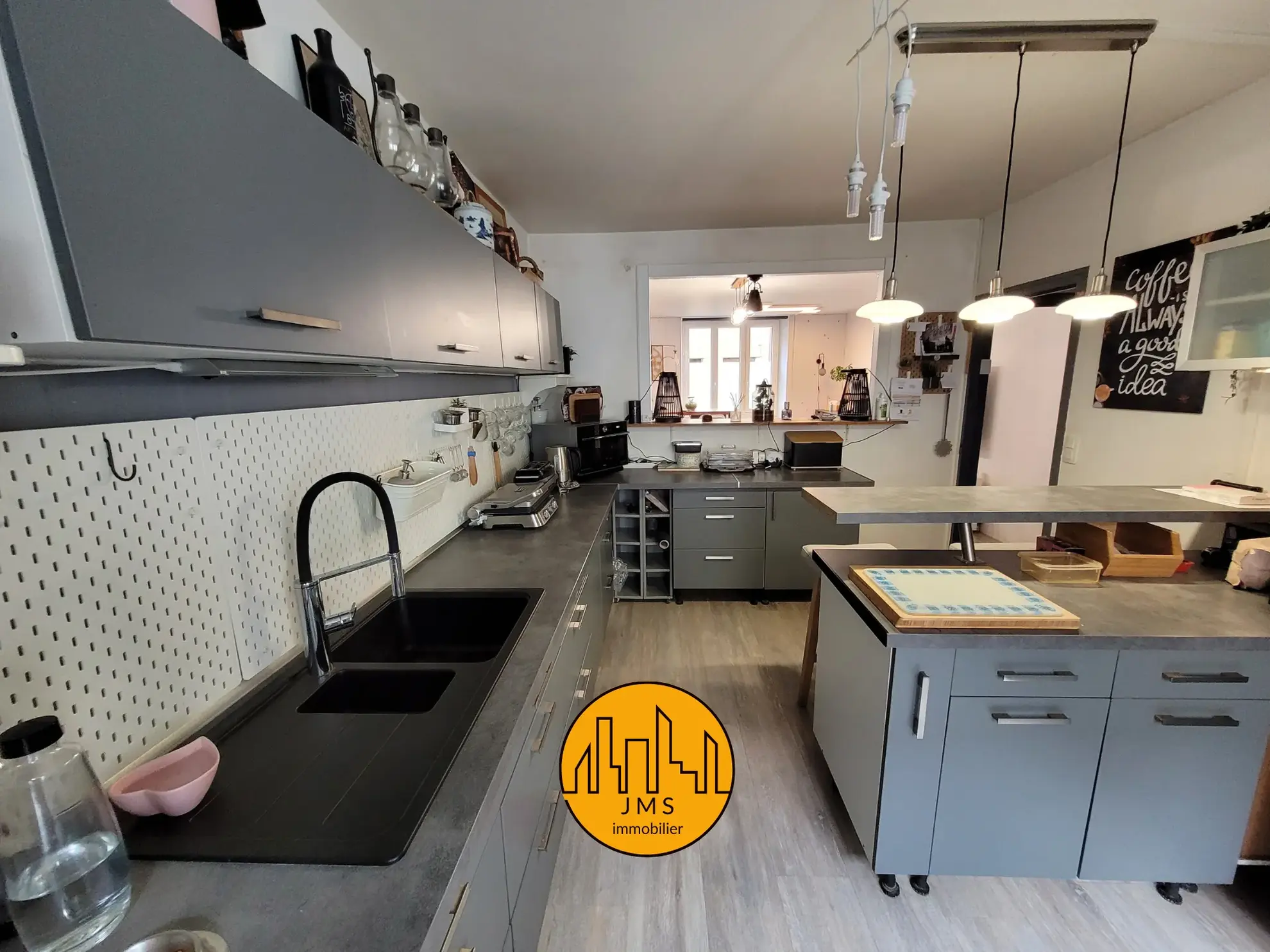 Belle maison familiale de 138 m² au Montet avec jardin et garage 