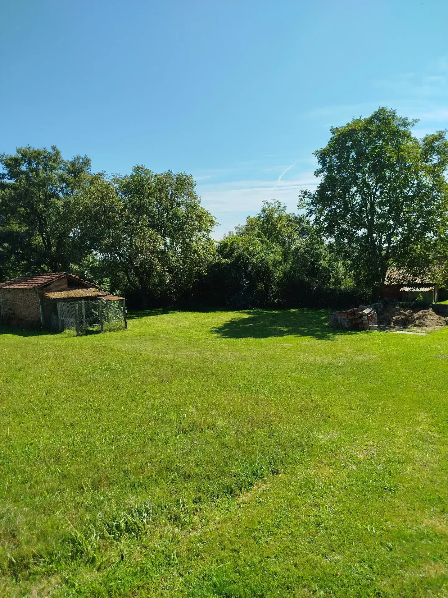 Villa de plain-pied de 106 m² à Saint Trivier de Courtes - Idéal premier achat ou artisan 
