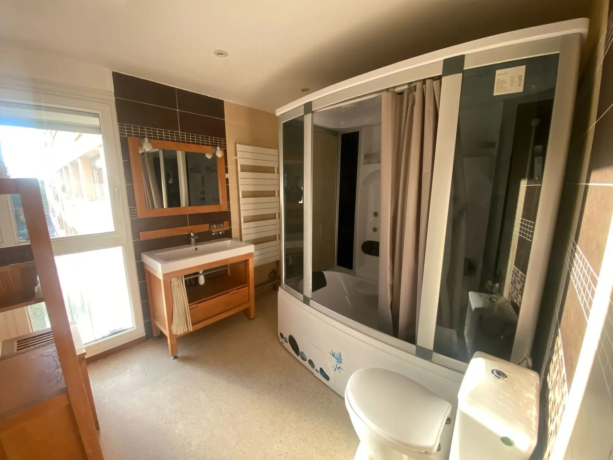 Appartement spacieux et lumineux de 57,38 m² à Montpellier avec parking 