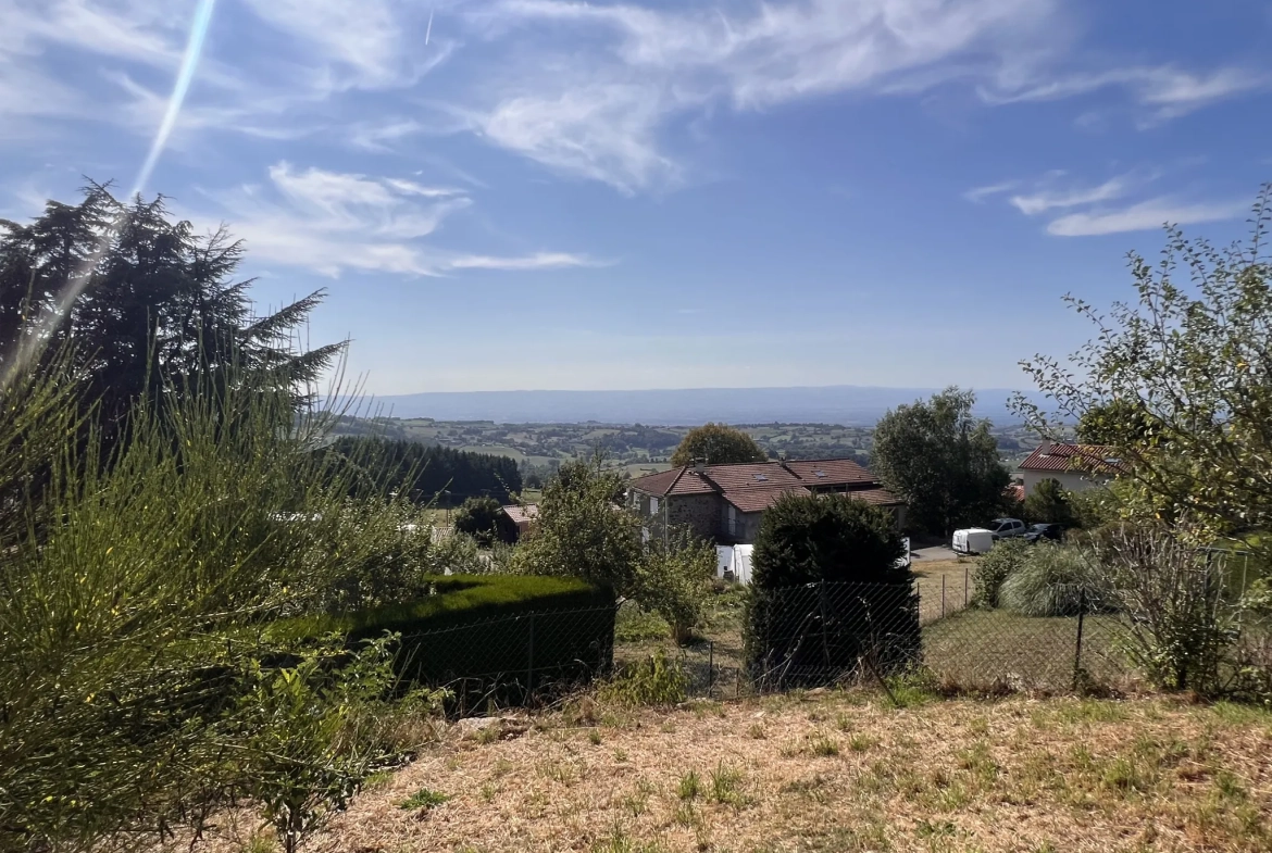 Villa familale avec piscine et dépendances à Fontanes, secteur calme 