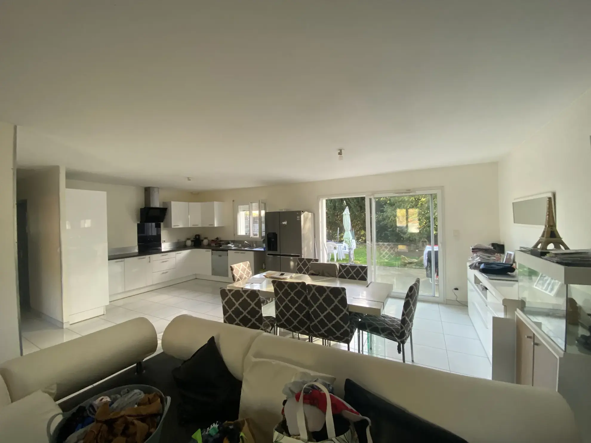 Maison moderne 4 chambres à Pujols sur Ciron avec terrasse et chauffage économique 