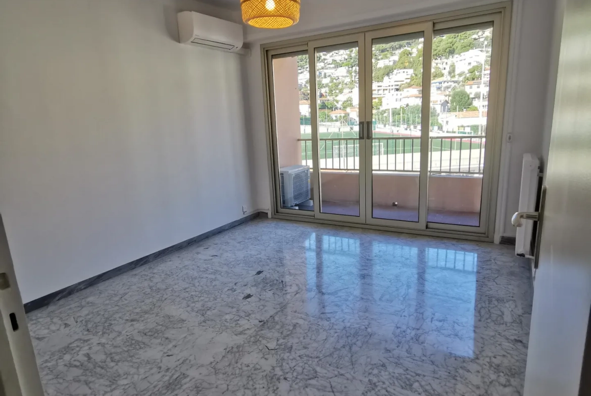 Appartement 55 m² à Carnoles, rénové, avec terrasse, proche Monaco 