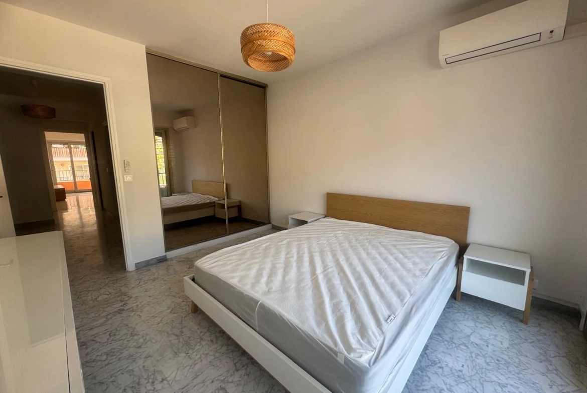 Appartement 55 m² à Carnoles, rénové, avec terrasse, proche Monaco 