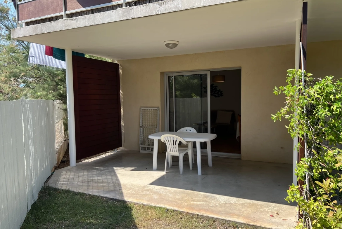 Appartement T2 avec terrasse et piscine à La Ciotat – Opportunité rare 