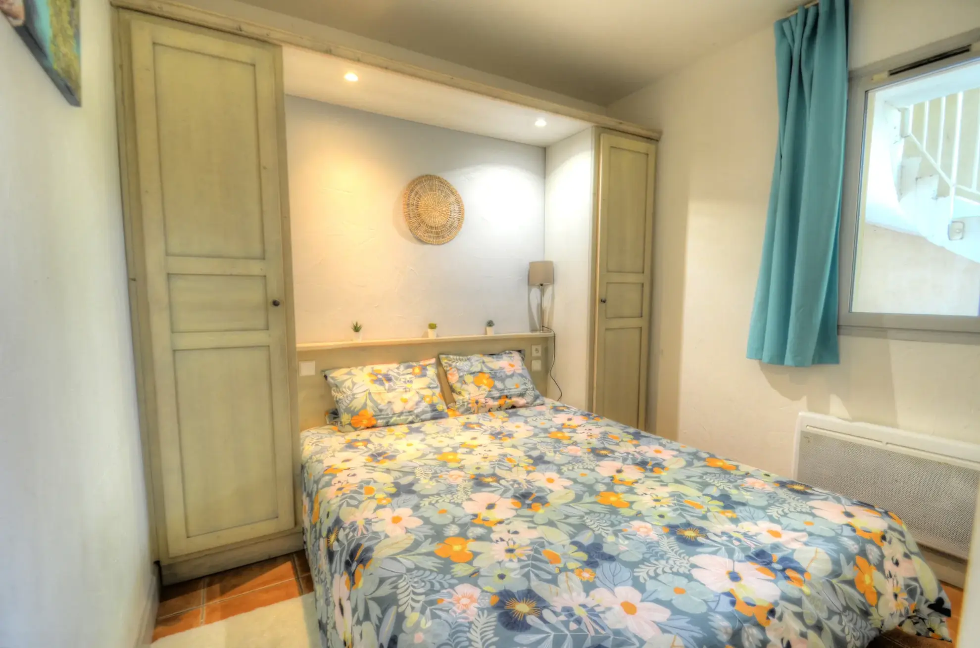 Appartement T2 avec terrasse et piscine à La Ciotat – Opportunité rare 
