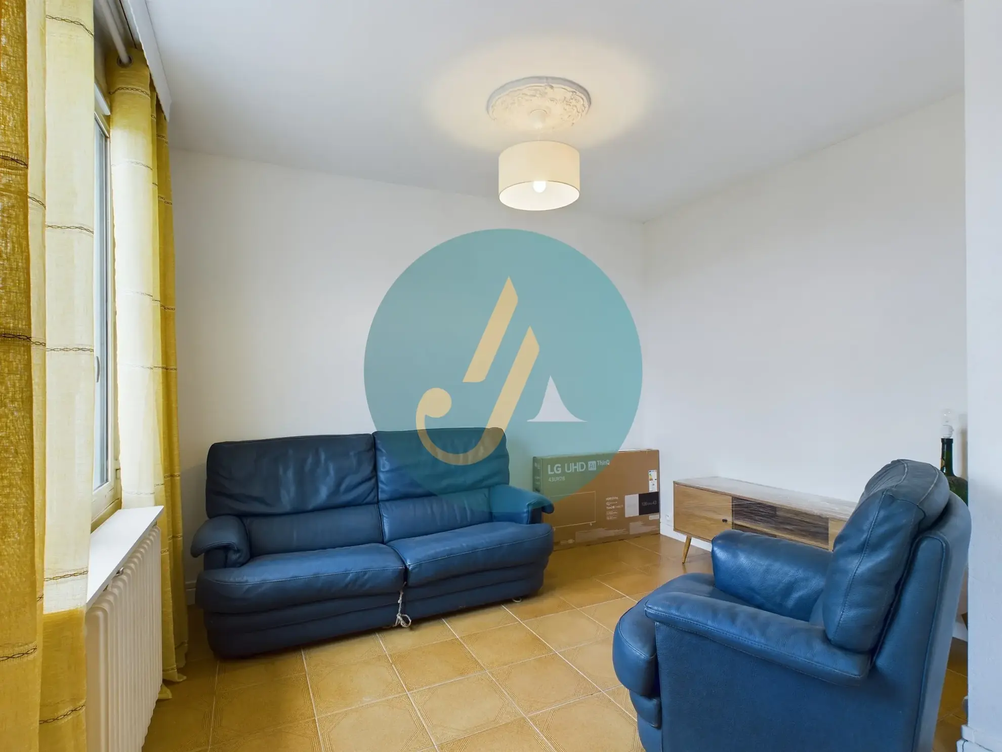 Appartement T4 lumineux à Nevers avec parking et balcon 