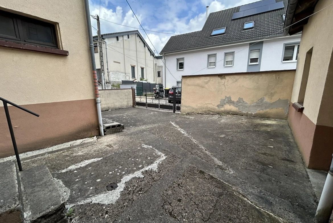 Maison de village à Alsting de 135,41 m² avec garage et jardin 
