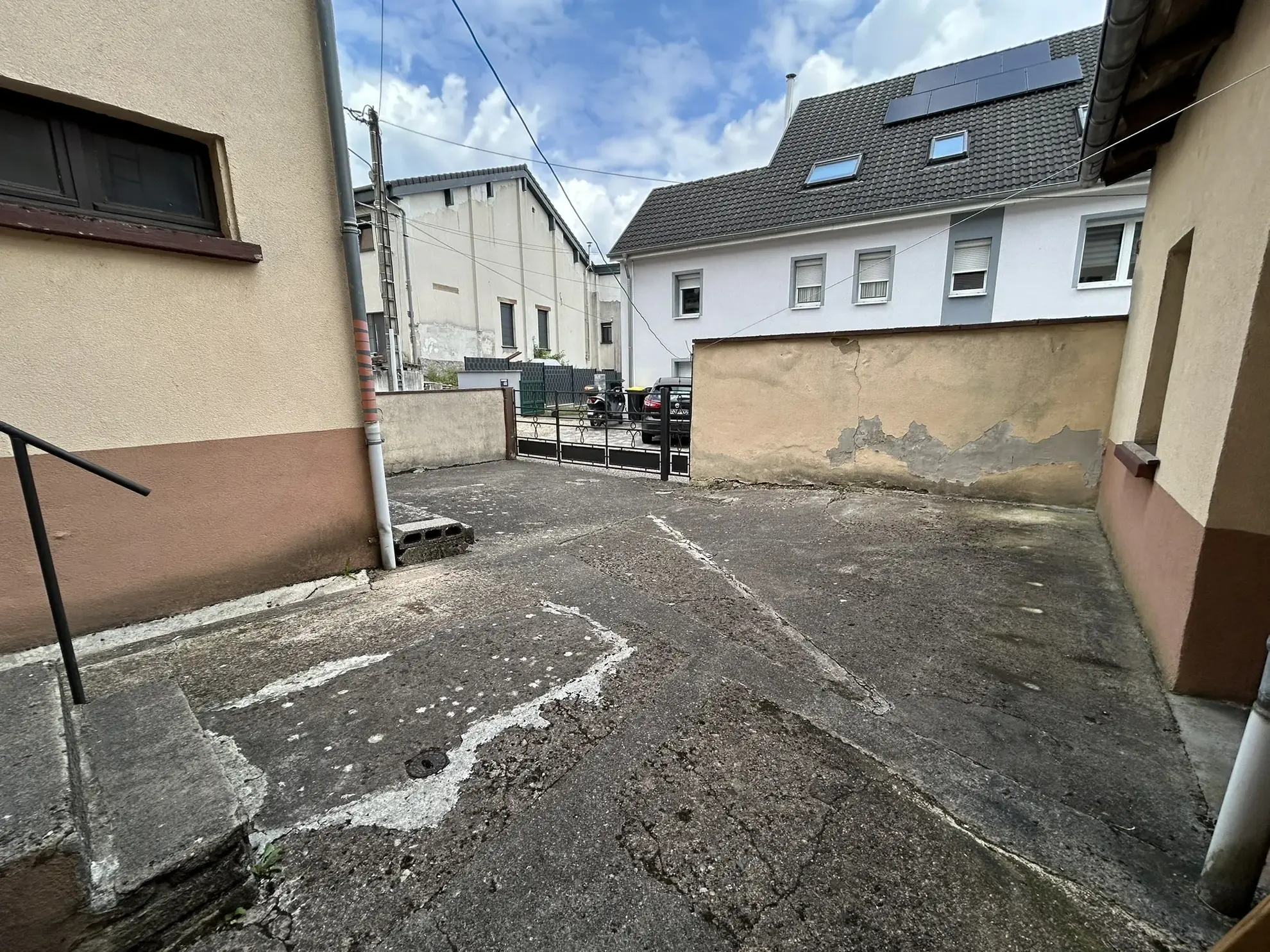 Maison de village à Alsting de 135,41 m² avec garage et jardin 