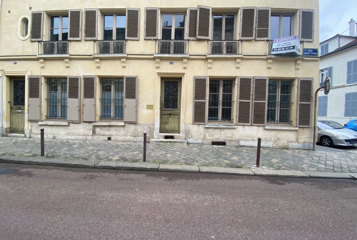 Appartement 2/3 pièces avec cave à Versailles Notre-Dame Les Pres 