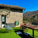 Charmante maison atypique avec vue montagne à Antraigues-sur-Volane