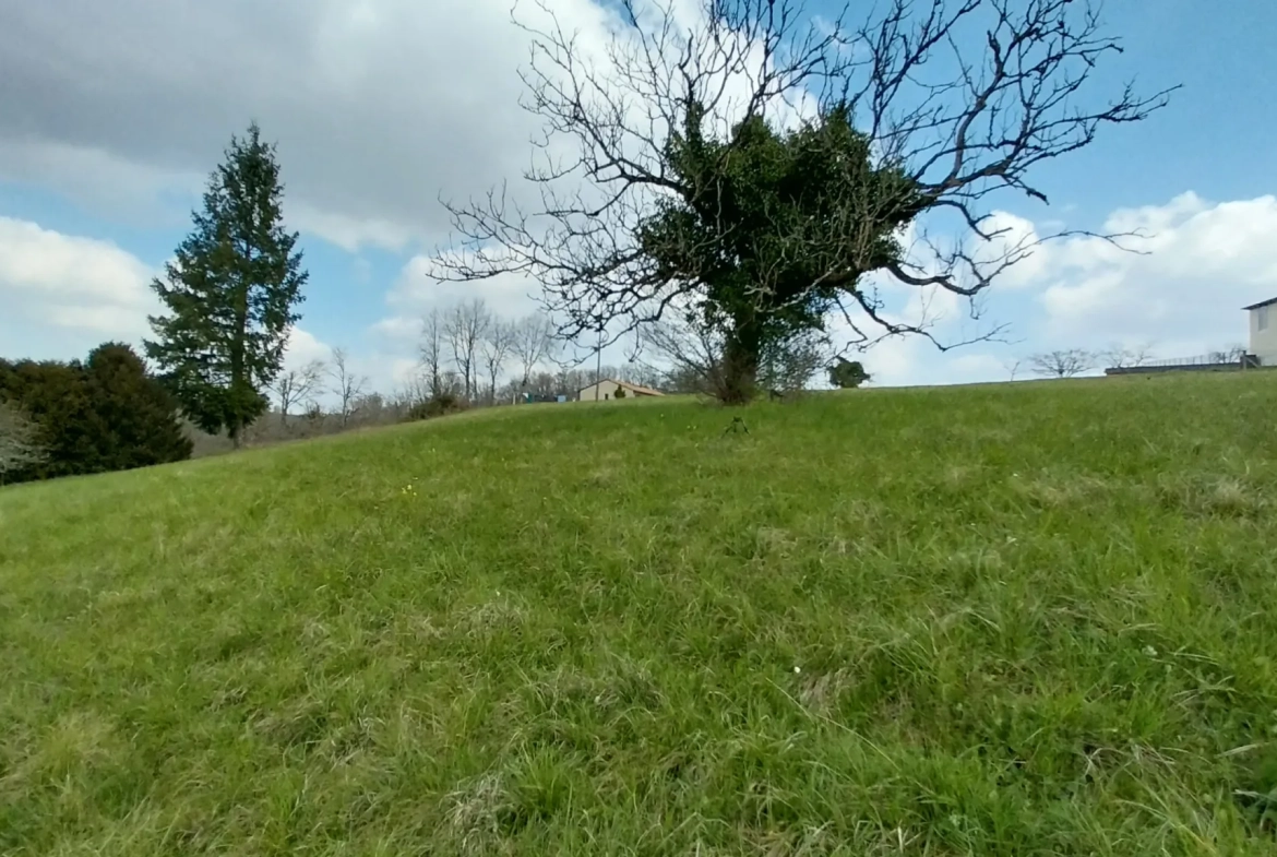 Charmante maison de village de 125 m² avec terrain en Périgord Vert 