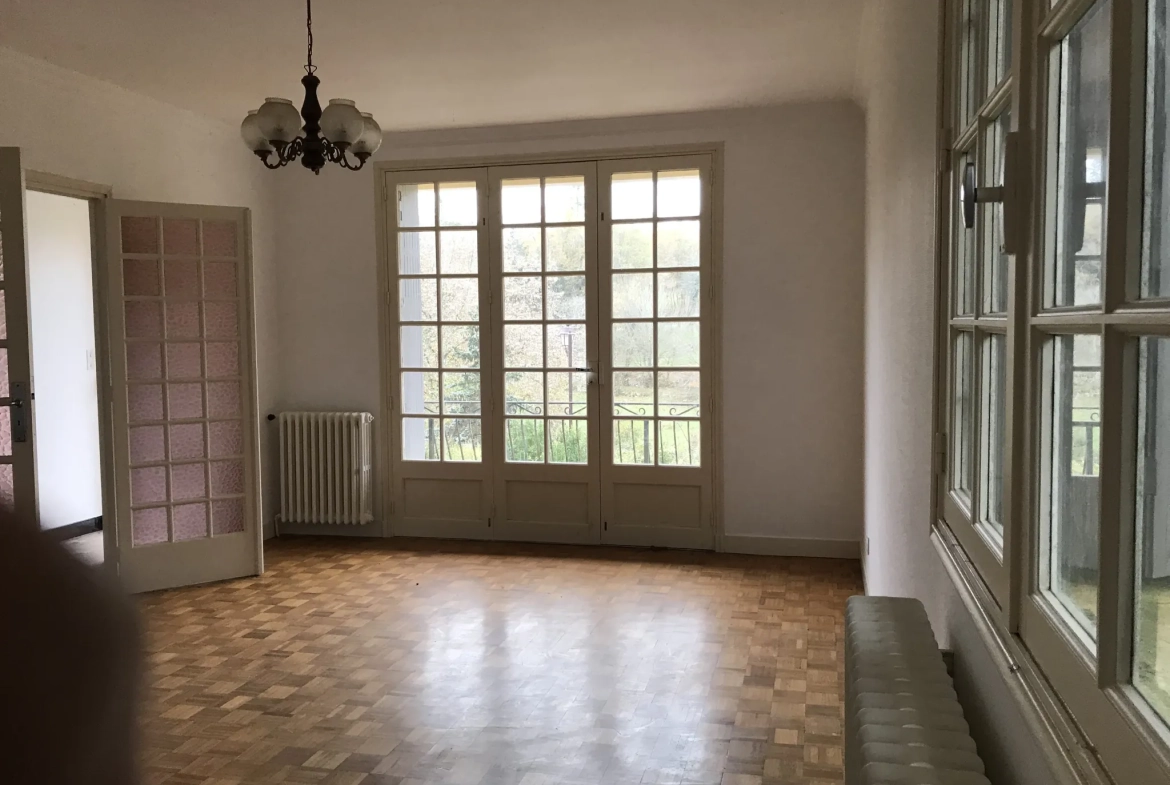 Charmante maison de village de 125 m² avec terrain en Périgord Vert 