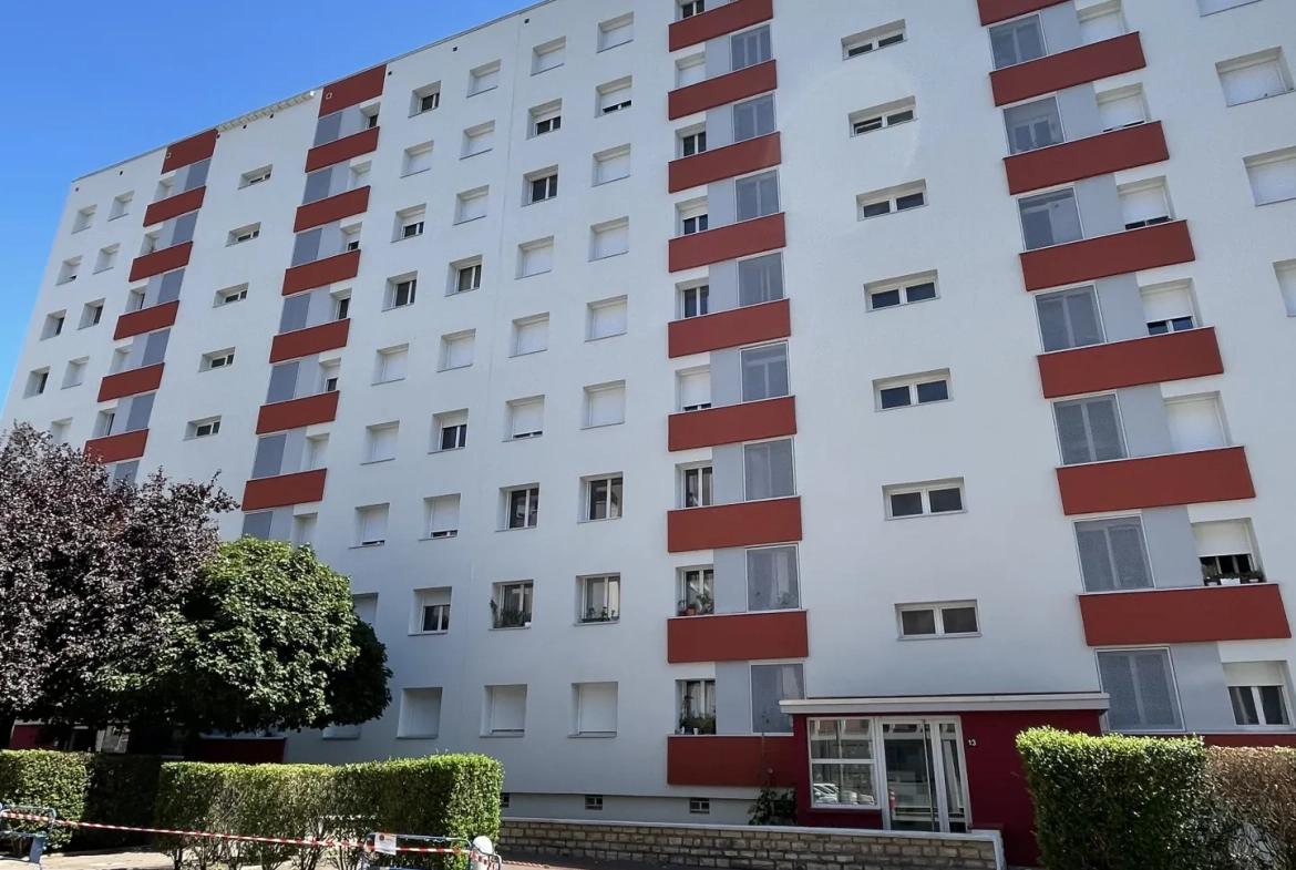 Appartement T4 à Dijon Archebuse avec deux logements meublés et cave, idéal investisseur 