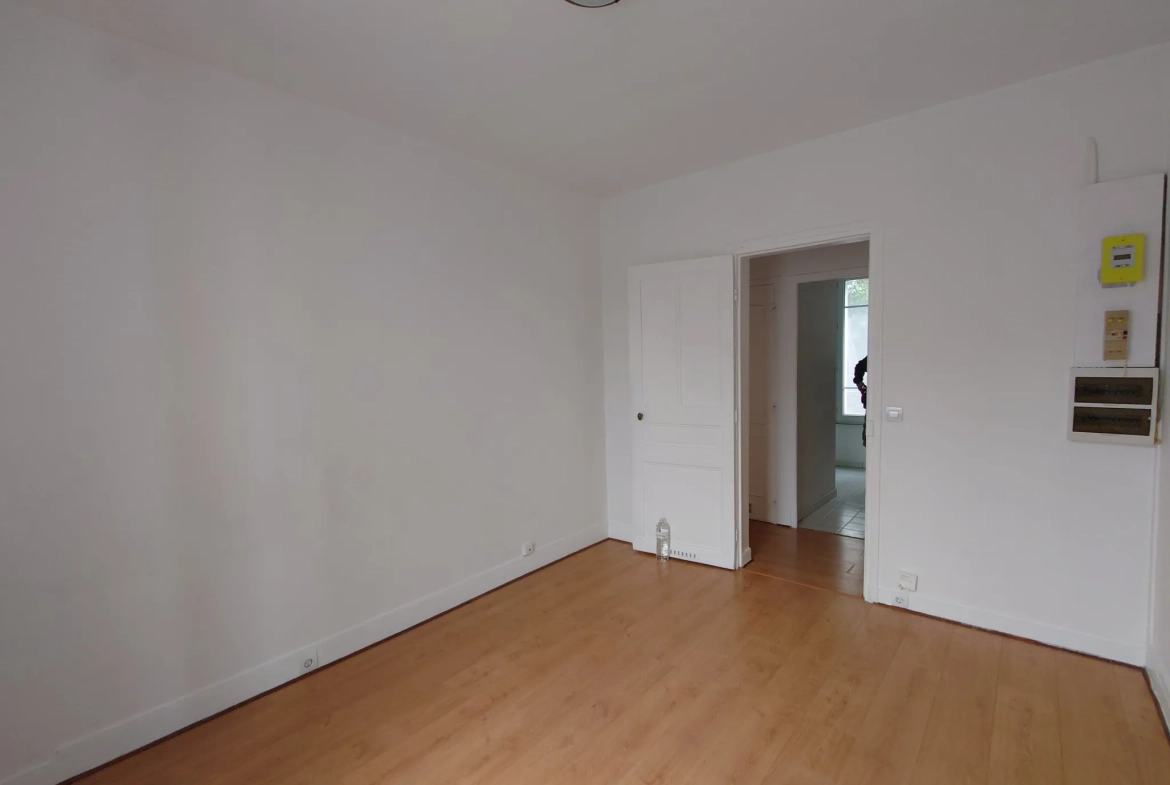Appartement 3 pièces à Viry-Châtillon proche gare Juvisy 