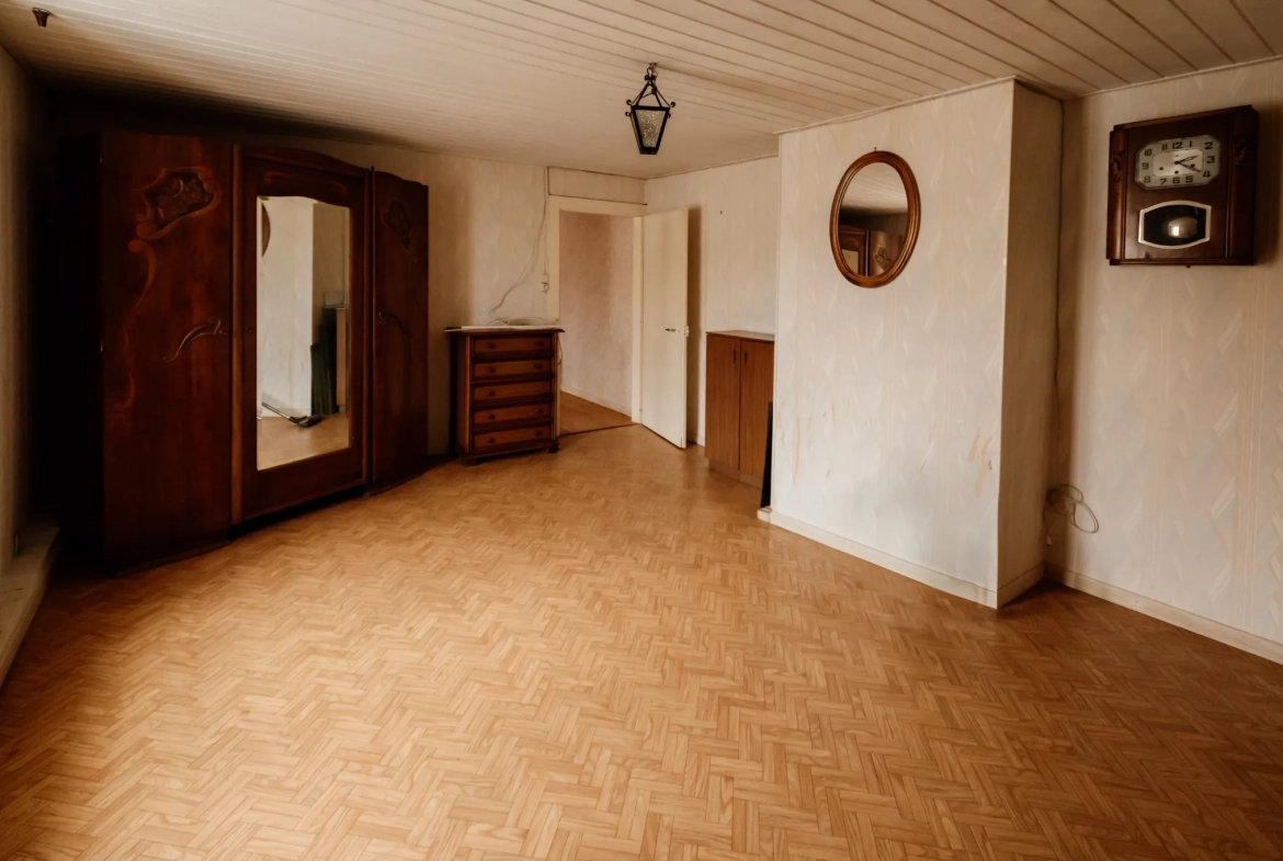 Maison à vendre de 200 m² avec 5 chambres à Villers-sous-Chalamont 