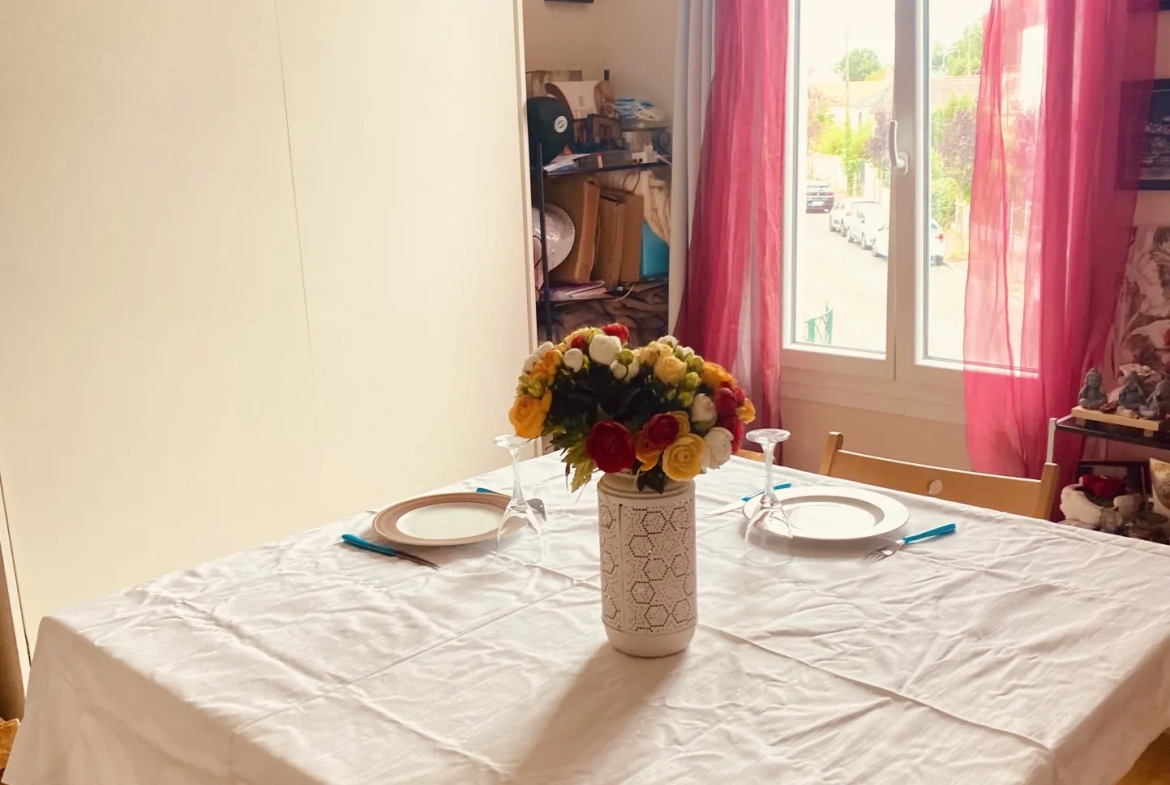 Bel appartement rénové de 28m² à Sucy-en-Brie, sans charges 