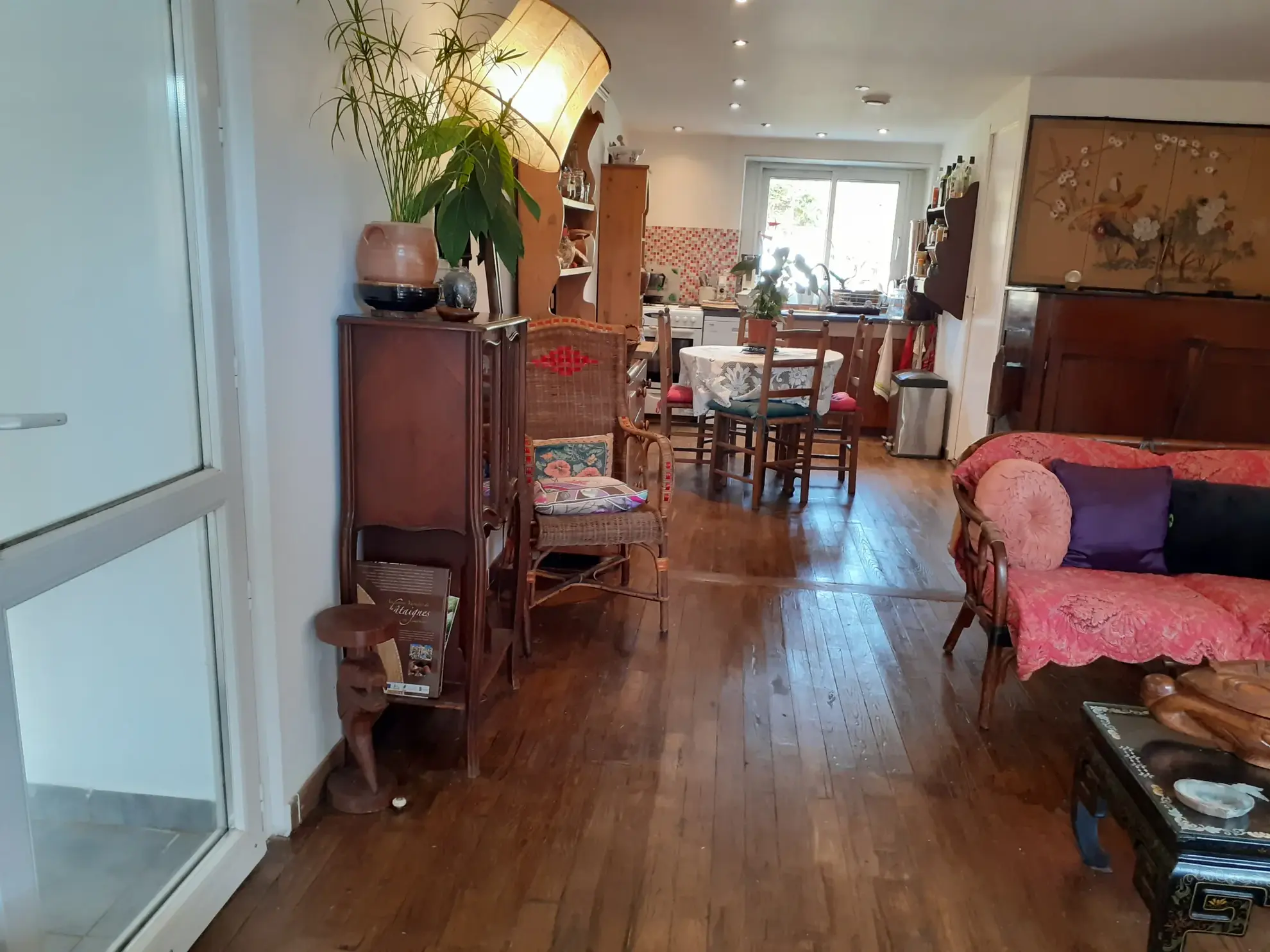 Belle maison en pierre rénovée avec 4 chambres au cœur du Périgord-Limousin 