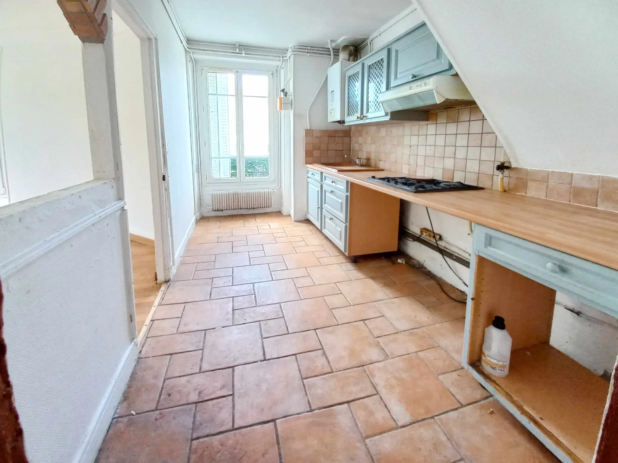 Appartement 3 pièces à vendre à Créteil proche des transports, avec cave 