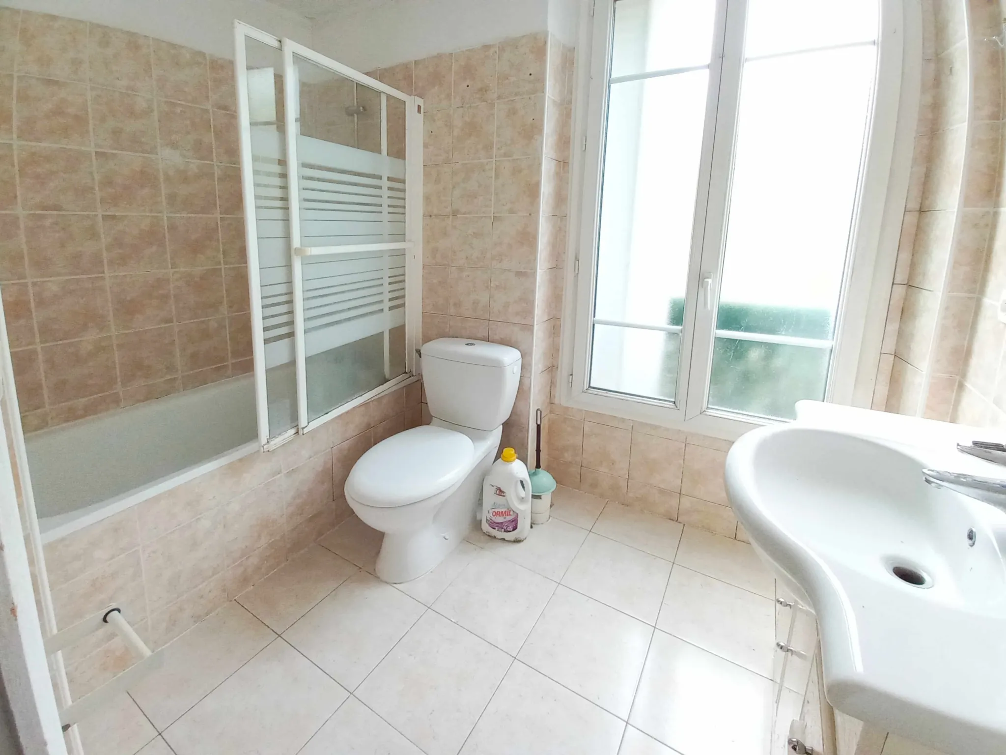 Appartement 3 pièces à vendre à Créteil proche des transports, avec cave 
