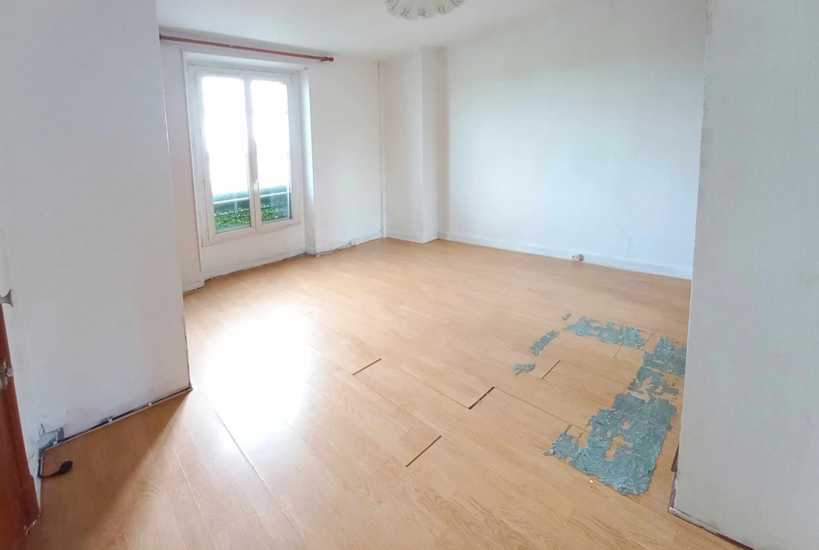 Appartement 3 pièces à vendre à Créteil proche des transports, avec cave 