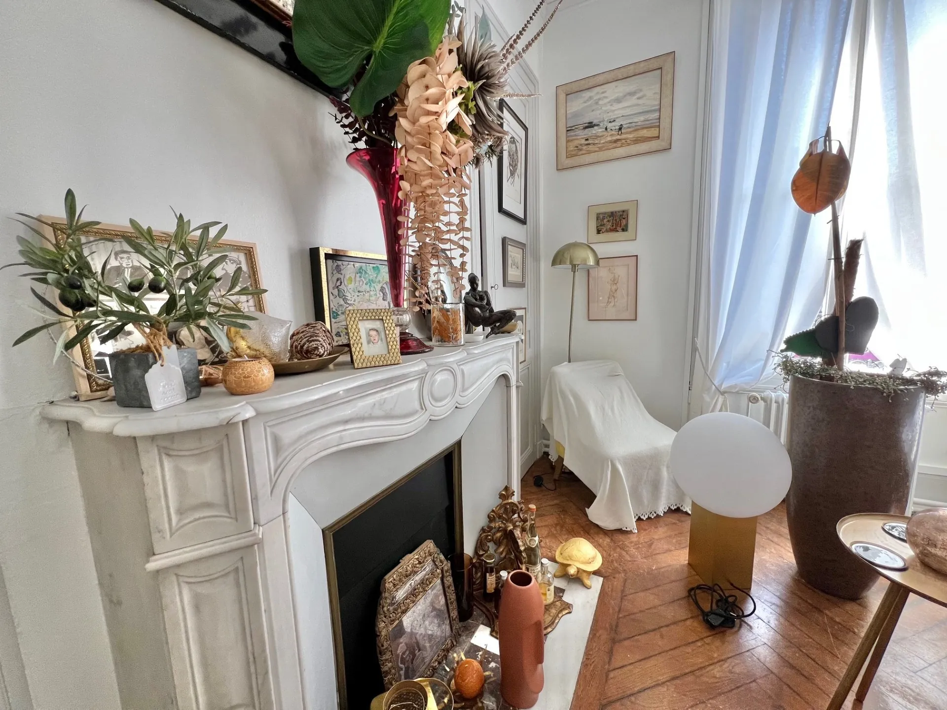 Bel appartement de 103 m² à Elbeuf centre avec 2 chambres et grenier privé 