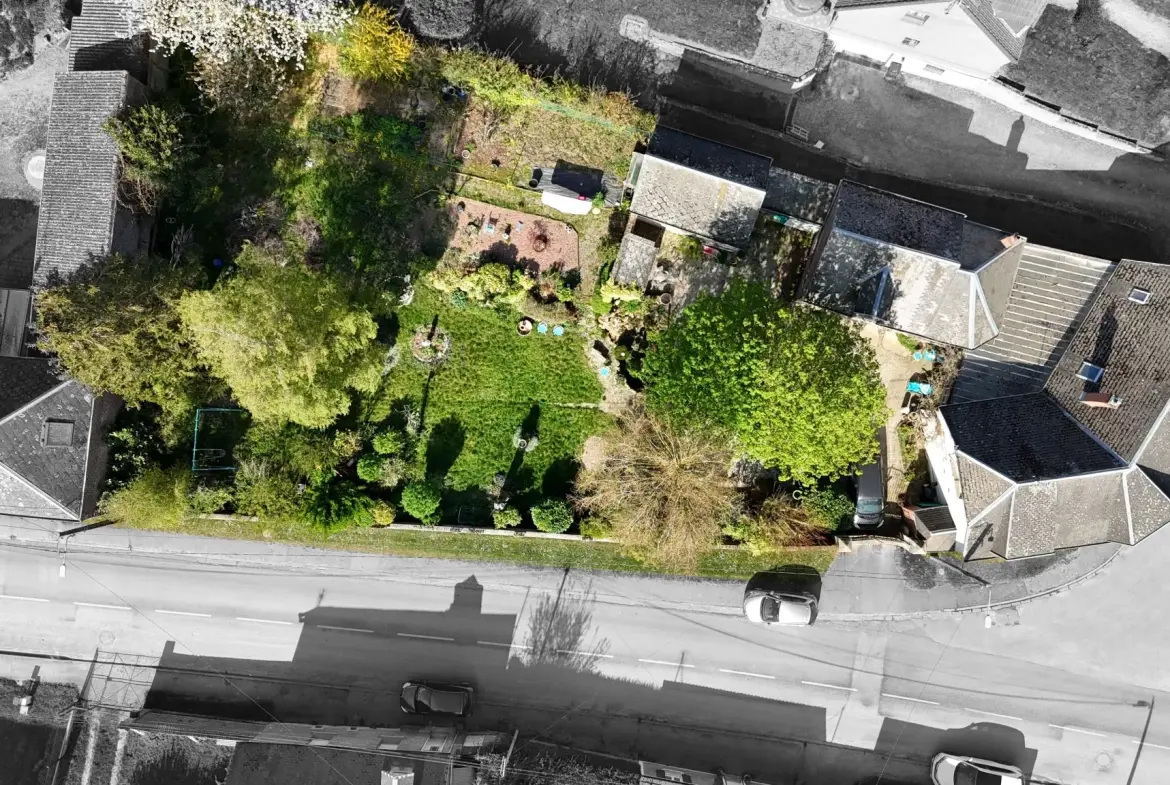Charmante maison ancienne de 185 m² à Matigny avec terrain privé et dépendances 