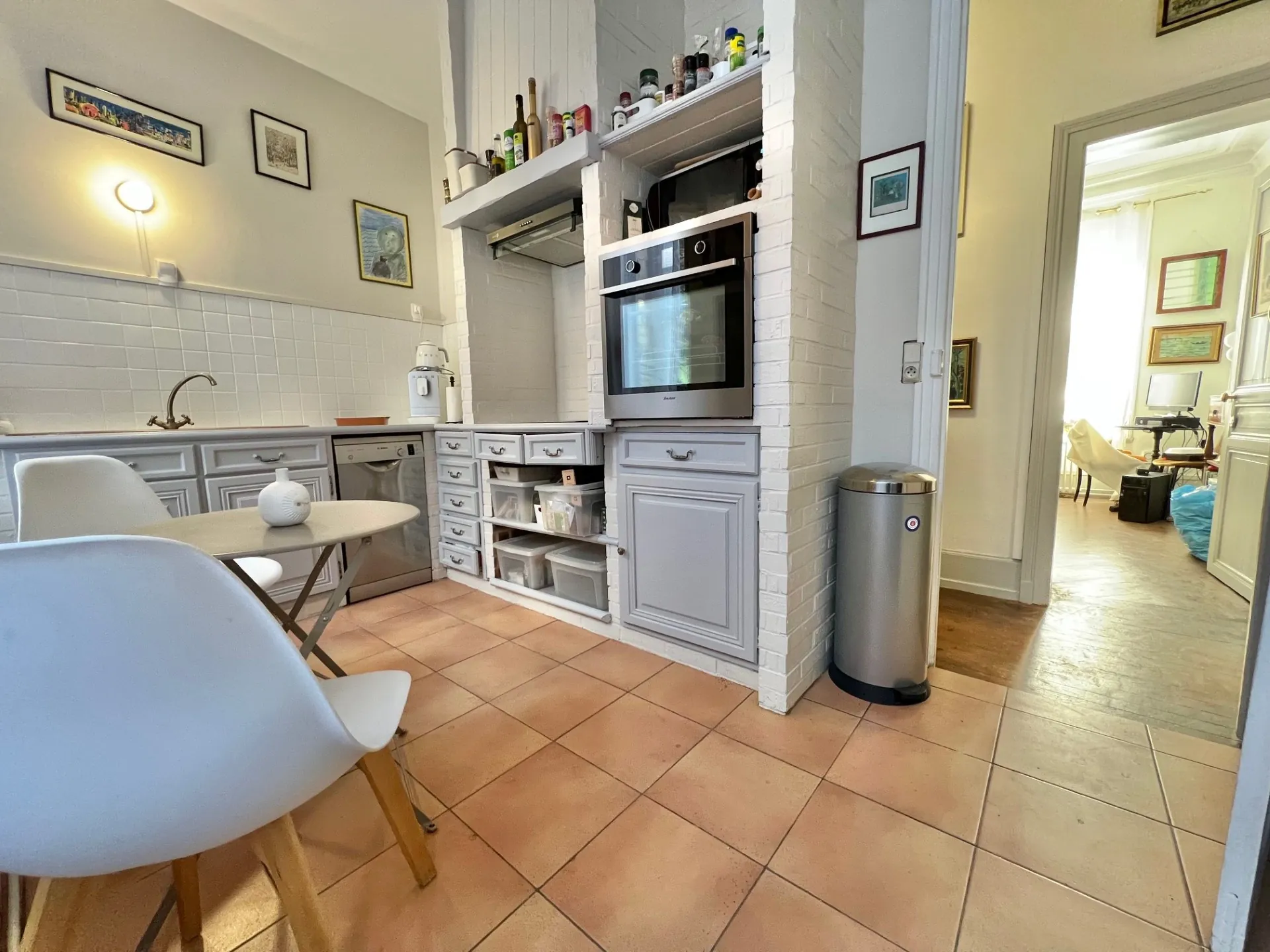 Bel appartement de 103 m² à Elbeuf centre avec 2 chambres et grenier privé 