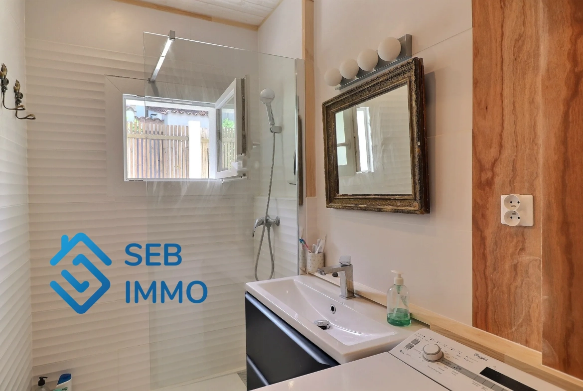 Maison indépendante rénovée avec vue spectaculaire à Laroque-des-Albères 