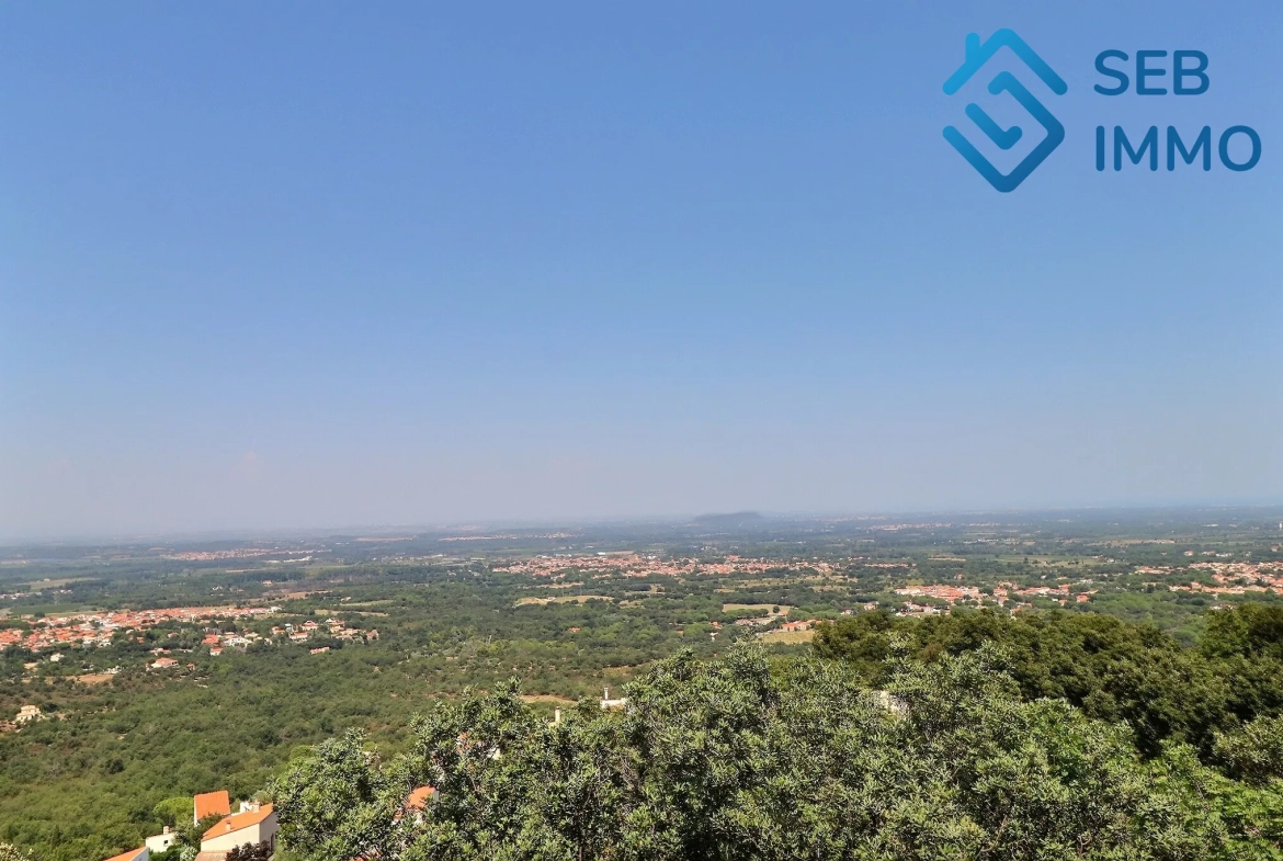 Maison indépendante rénovée avec vue spectaculaire à Laroque-des-Albères 